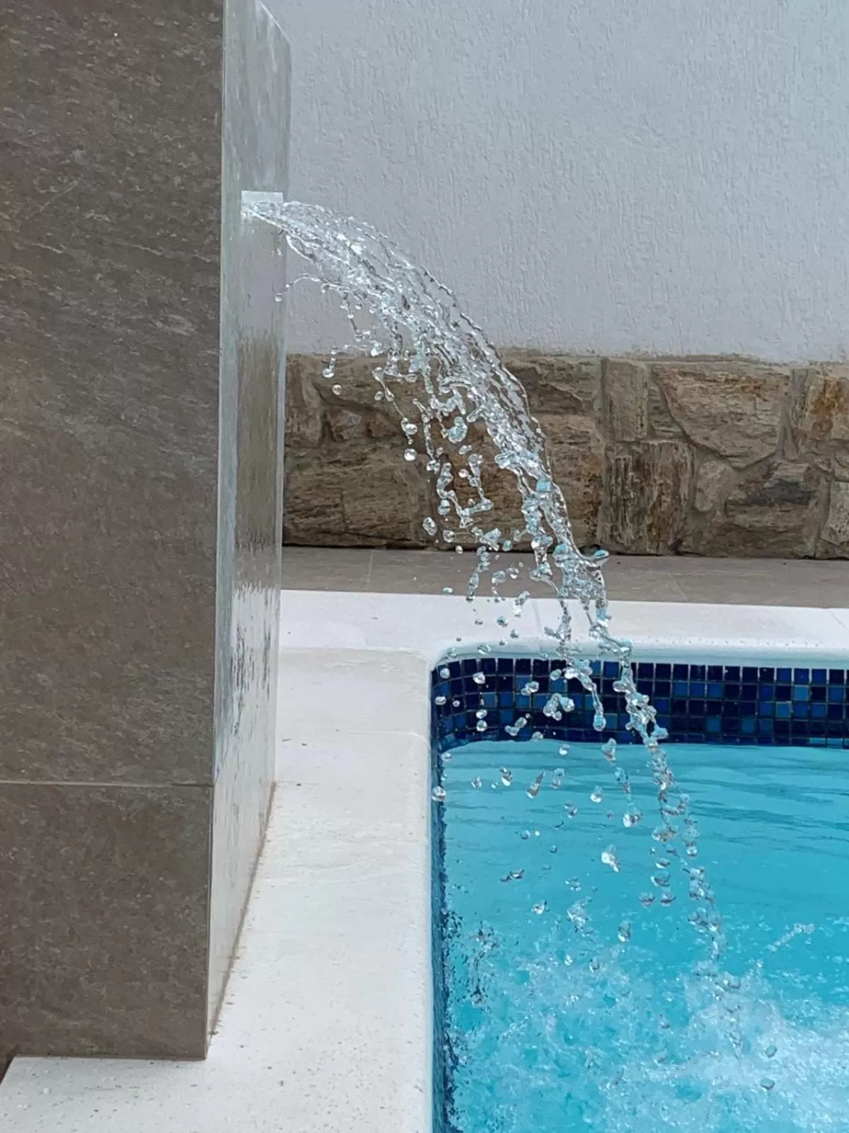 Swimming pool in Pousada Fazendinha Unamar