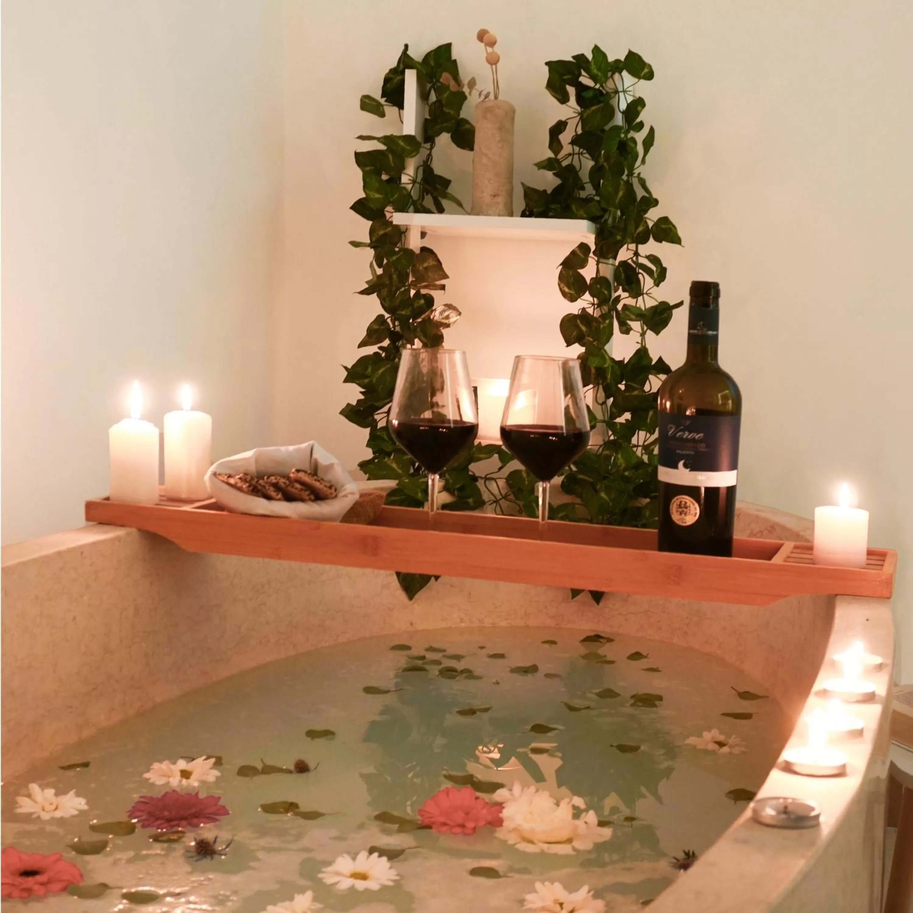 Bath, Drinks in Otto Apulia House