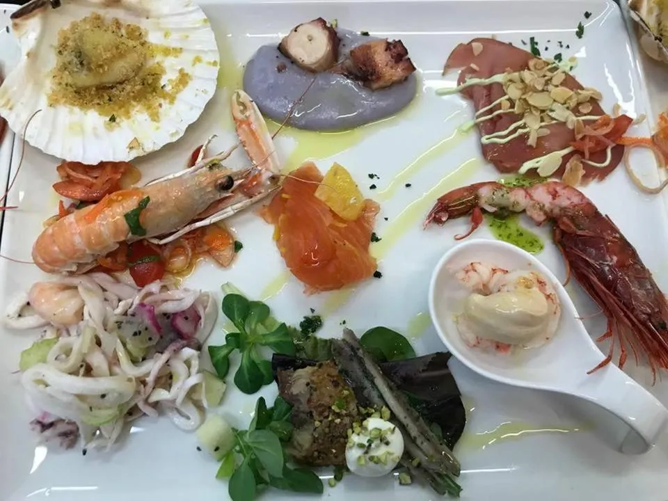 Food and drinks in Relais Madonna di Campagna