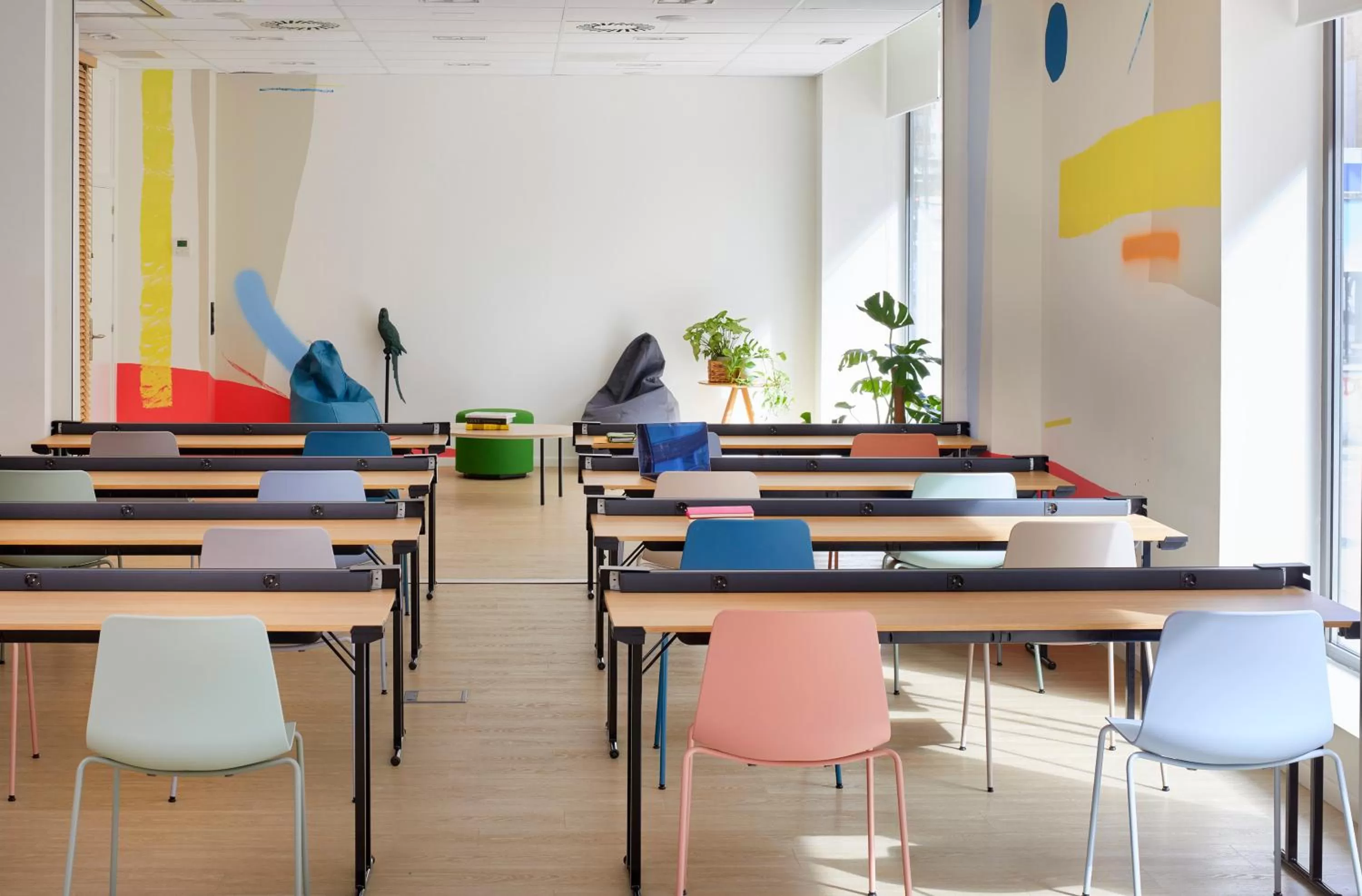 Meeting/conference room in INNSiDE by Meliá Zaragoza