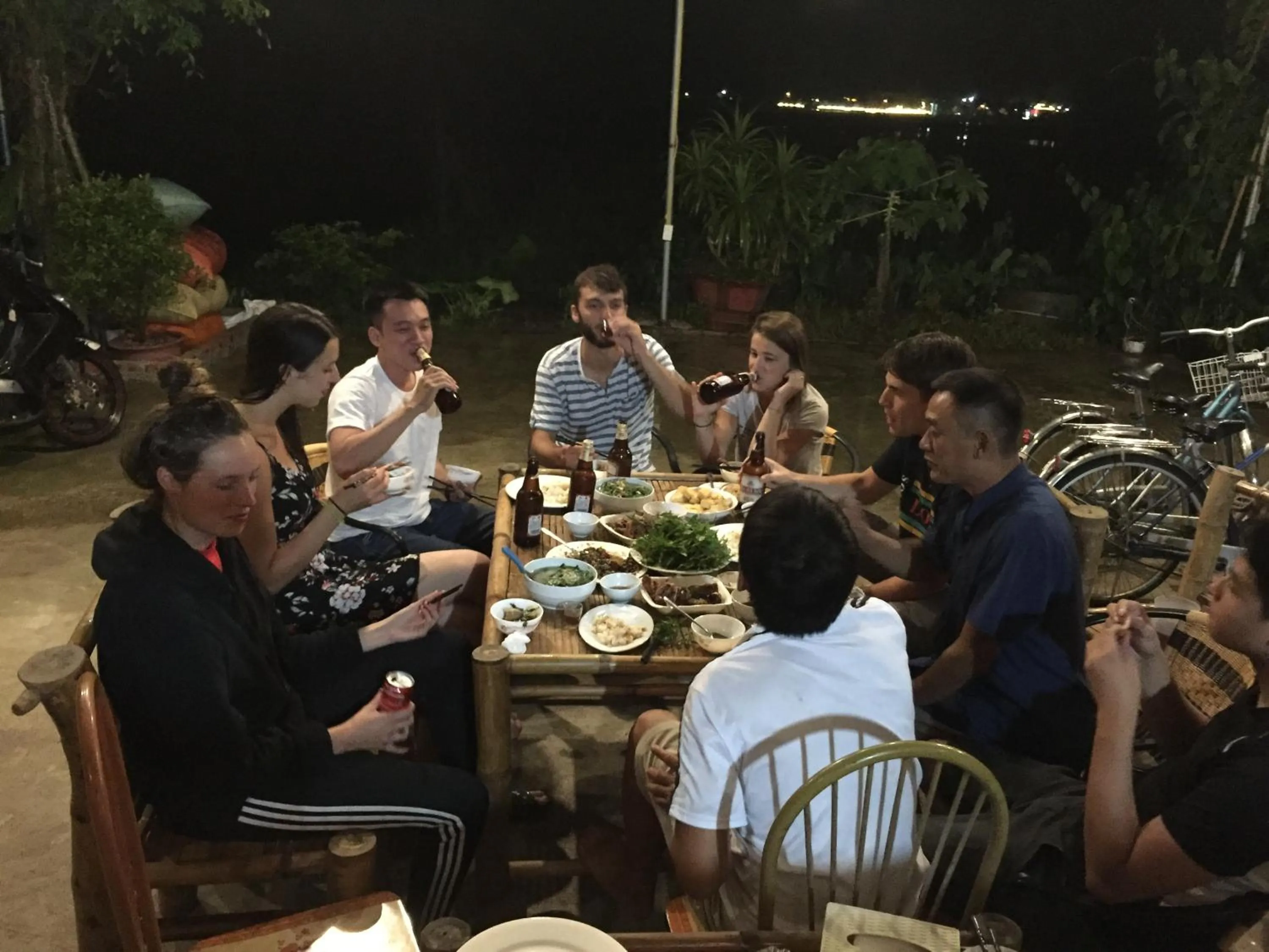 Restaurant/Places to Eat in Tam Coc Mountain View Homestay