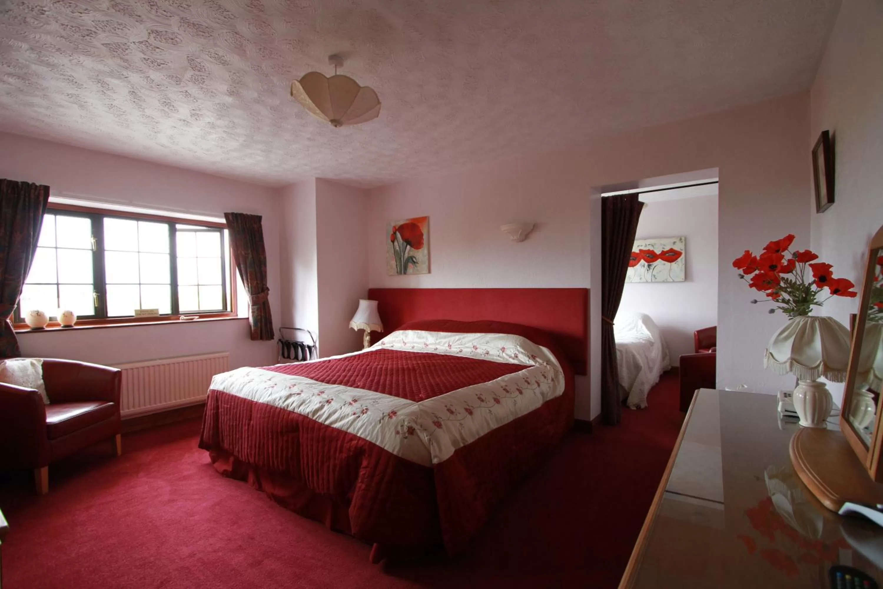 Bed in Pointers Guest House