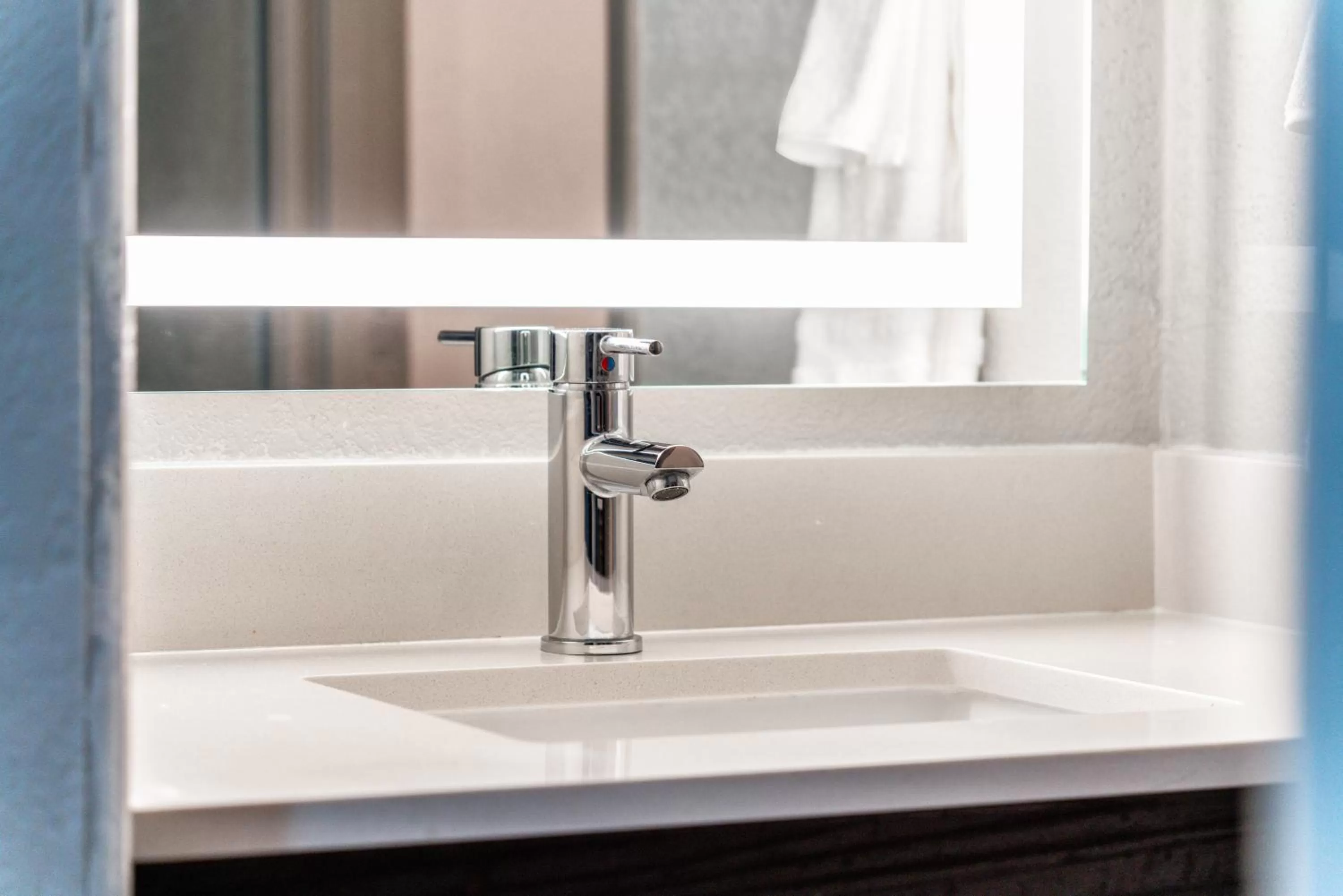 Bathroom in Holiday Inn Express & Suites Phoenix - Mesa West by IHG