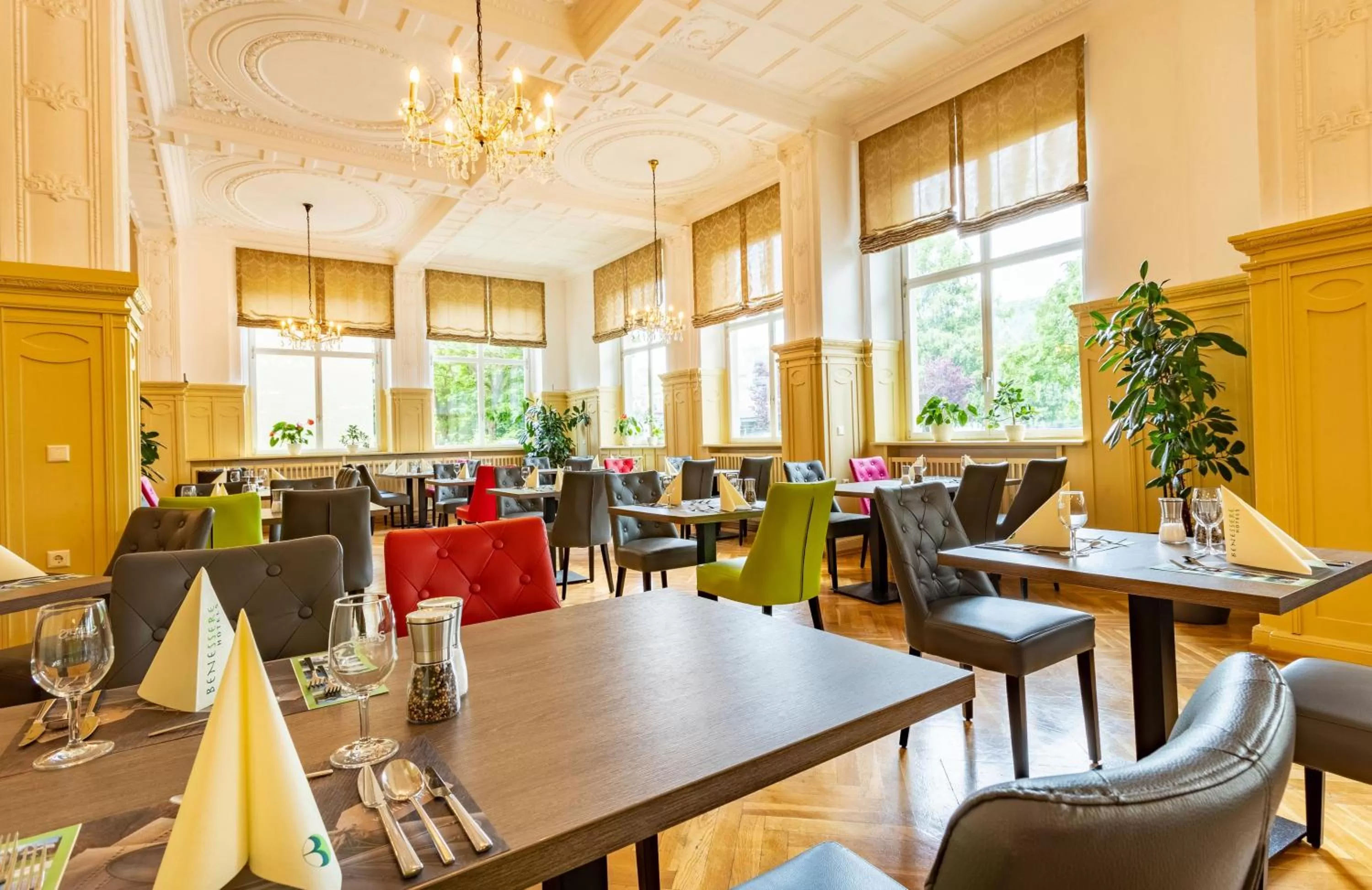 Restaurant/places to eat in Hotel Badehof