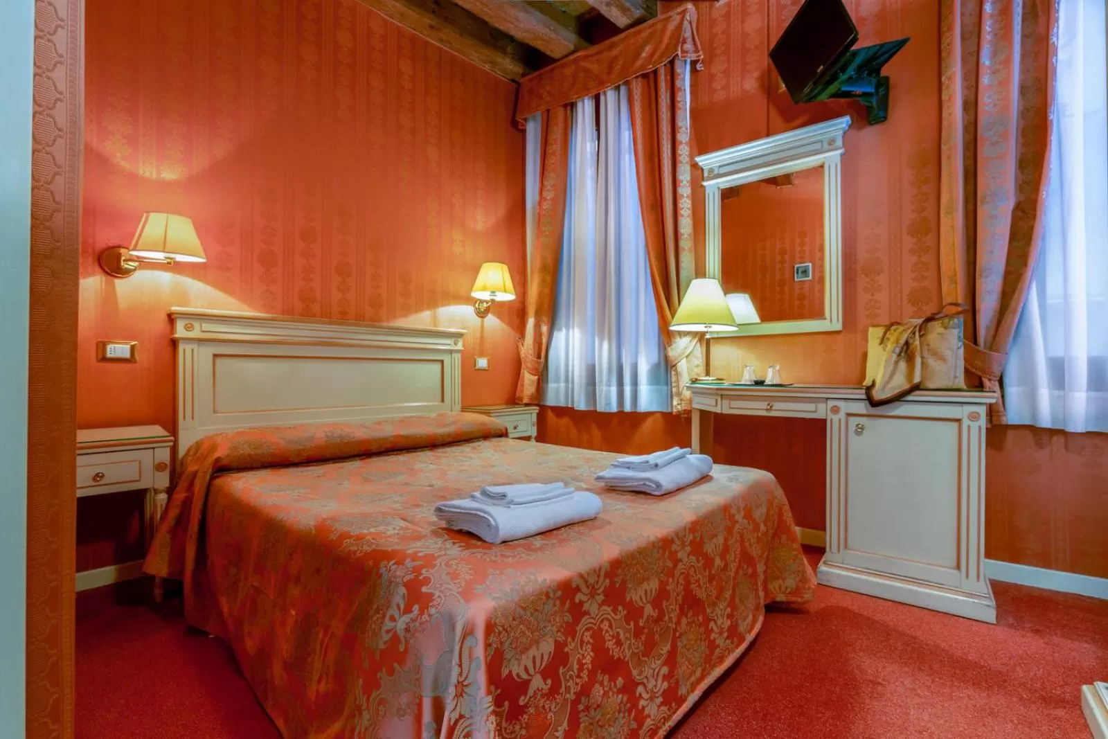 Standard Double or Twin Room in Lanterna Di Marco Polo