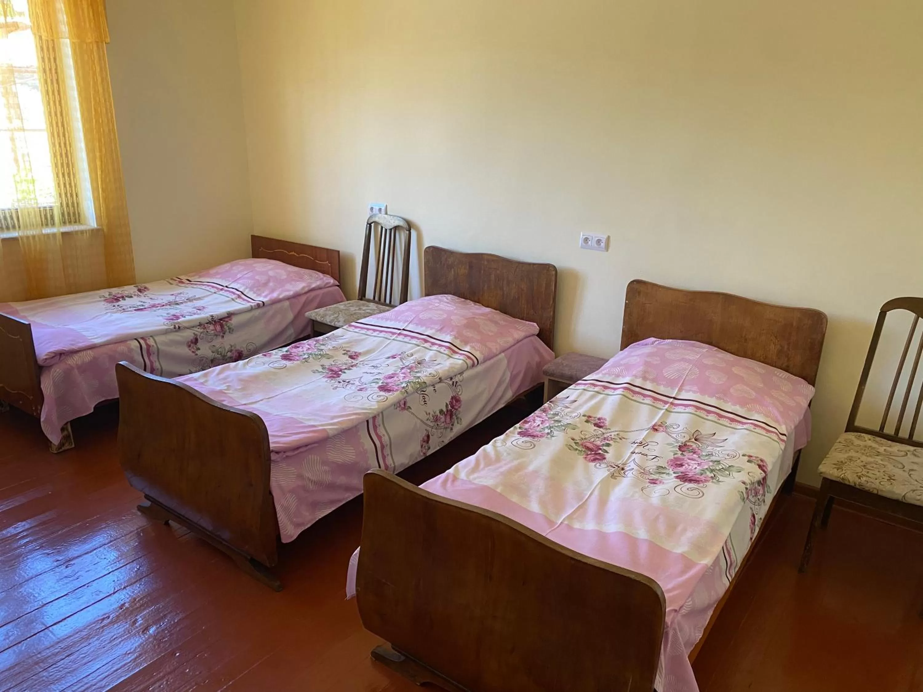 Bedroom, Bed in Karine B&B