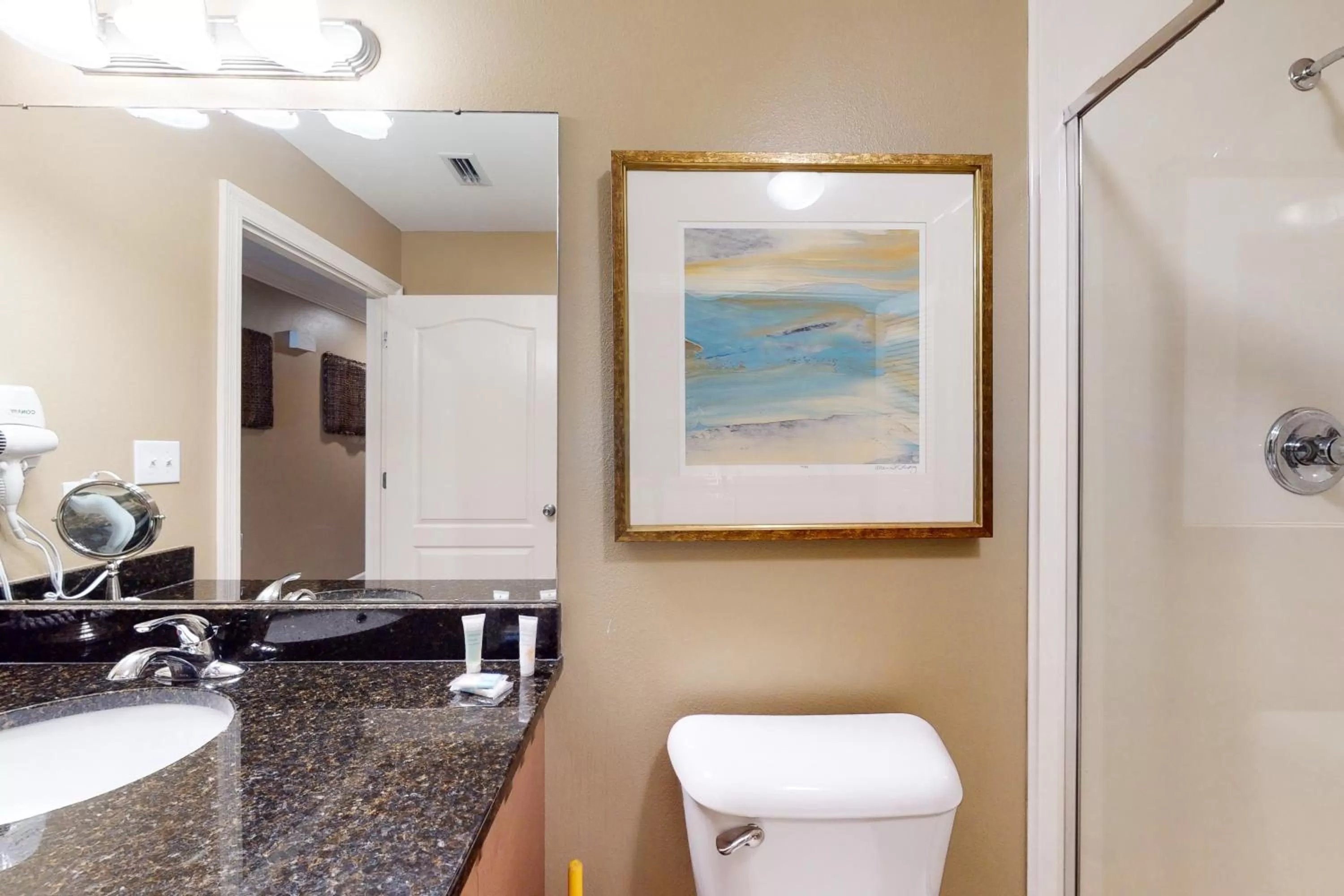 Bathroom in Phoenix West II #1916