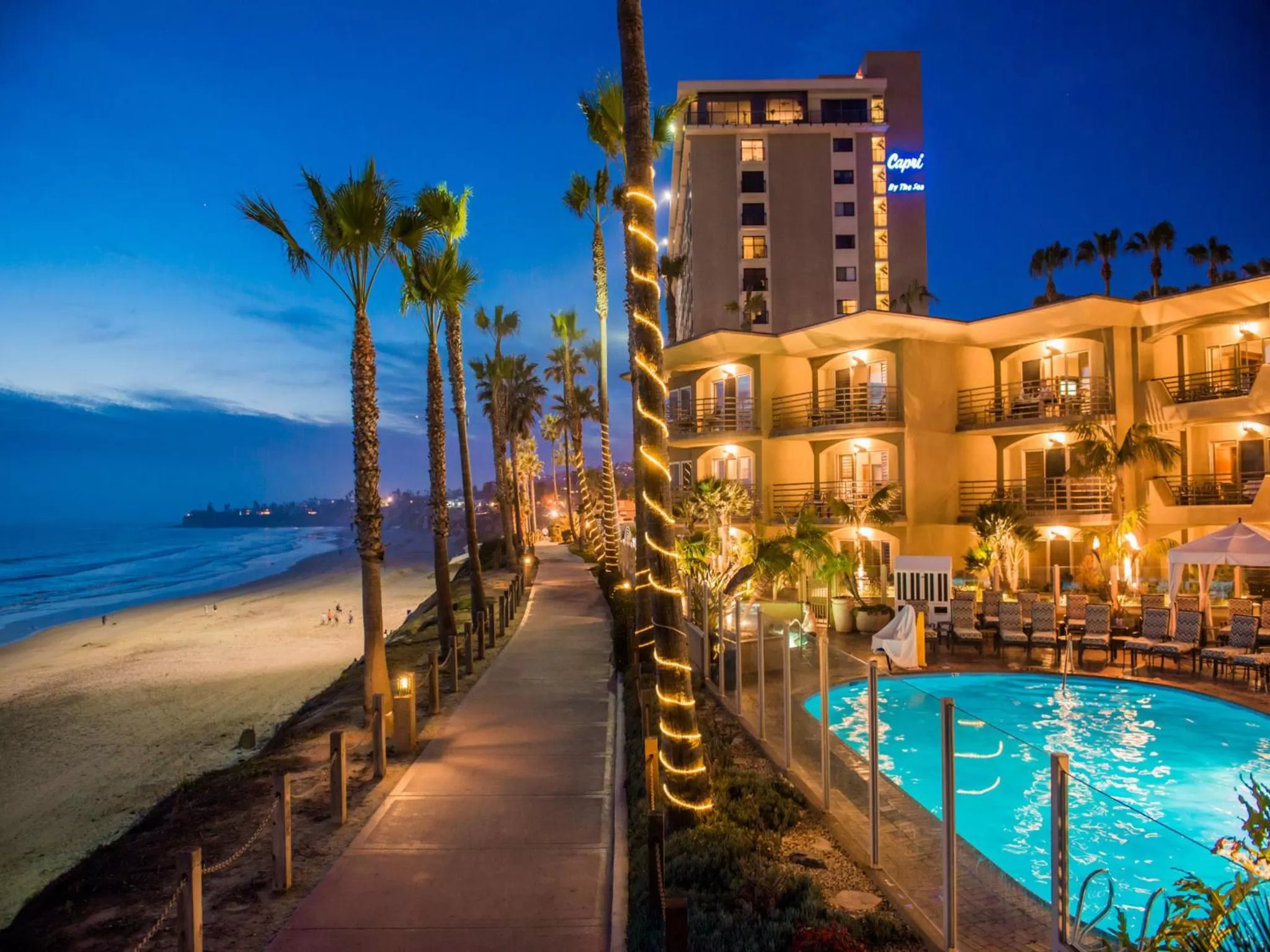 Property building in Pacific Terrace Hotel