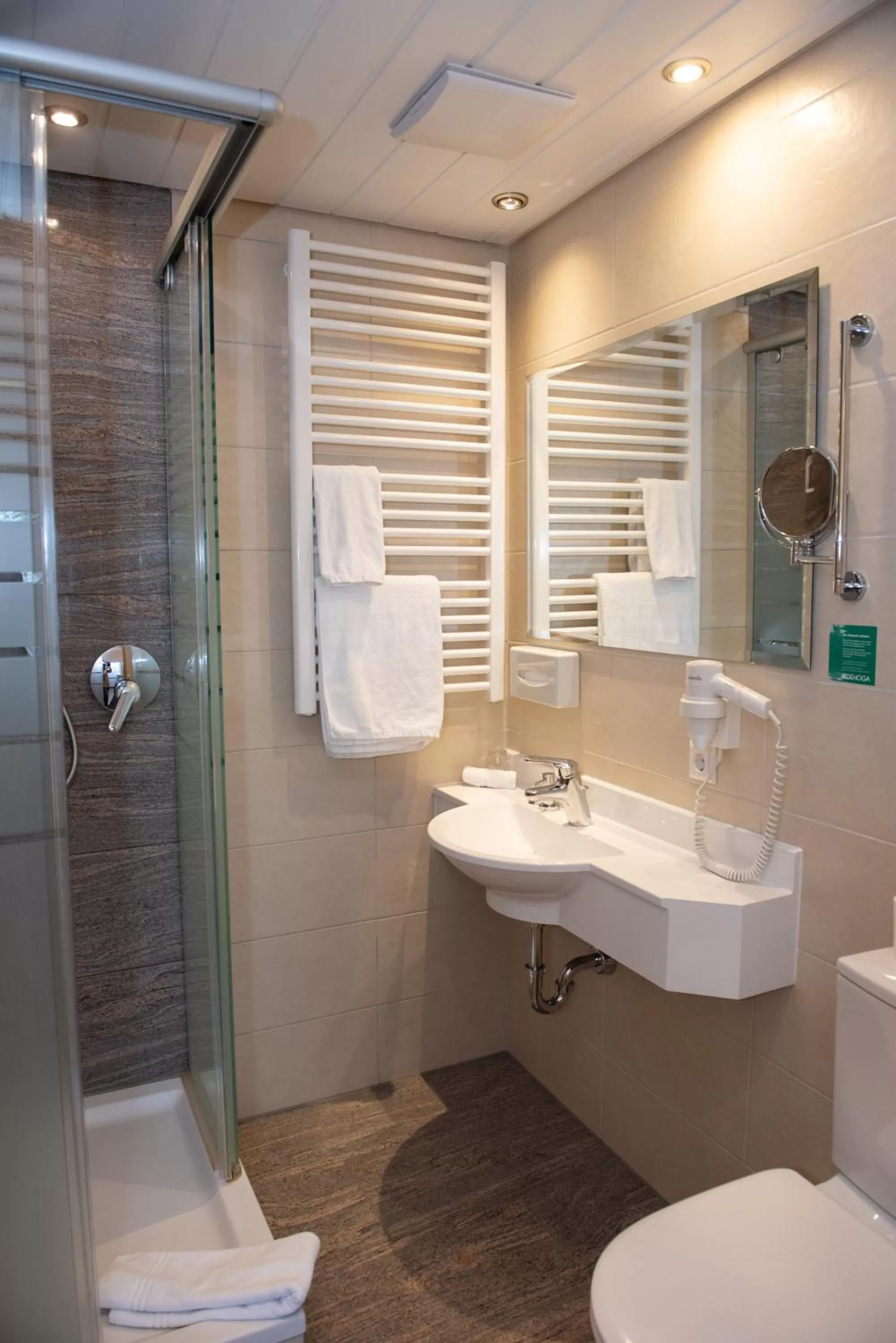 Bathroom in Boutique - Hotel Zum Schloss