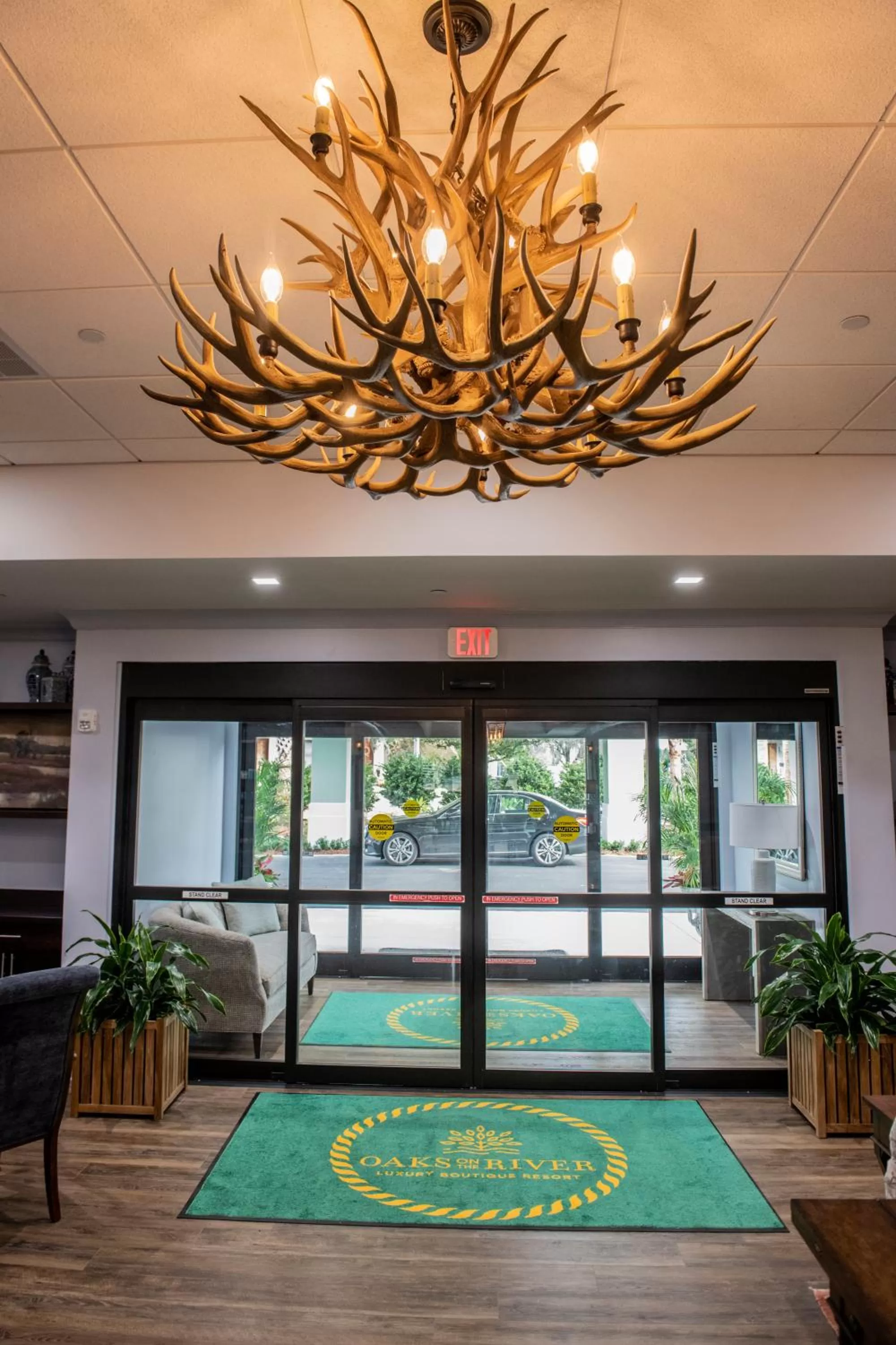 Property building in Oaks on the River