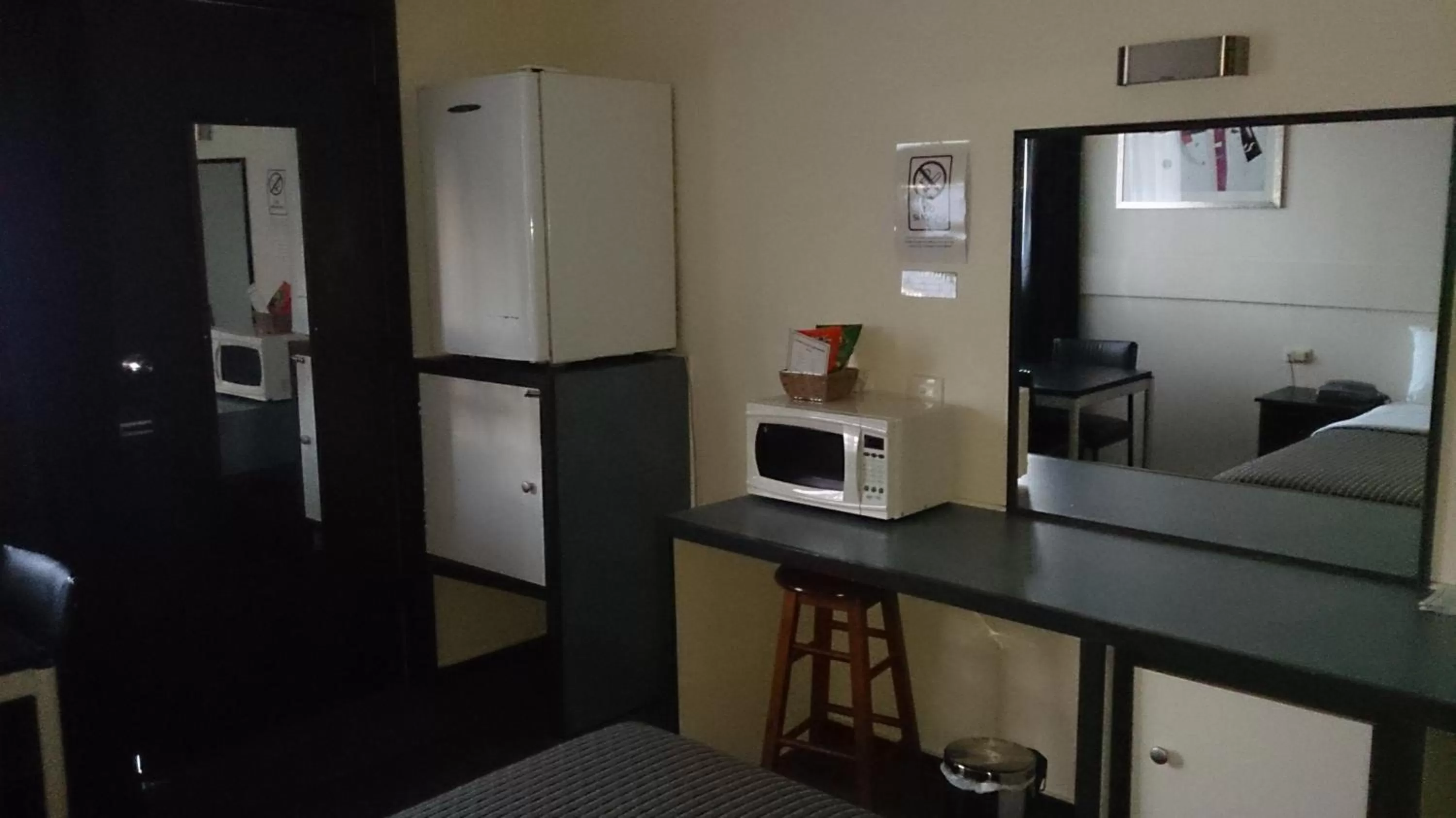 Coffee/tea facilities in Budget on the Lake