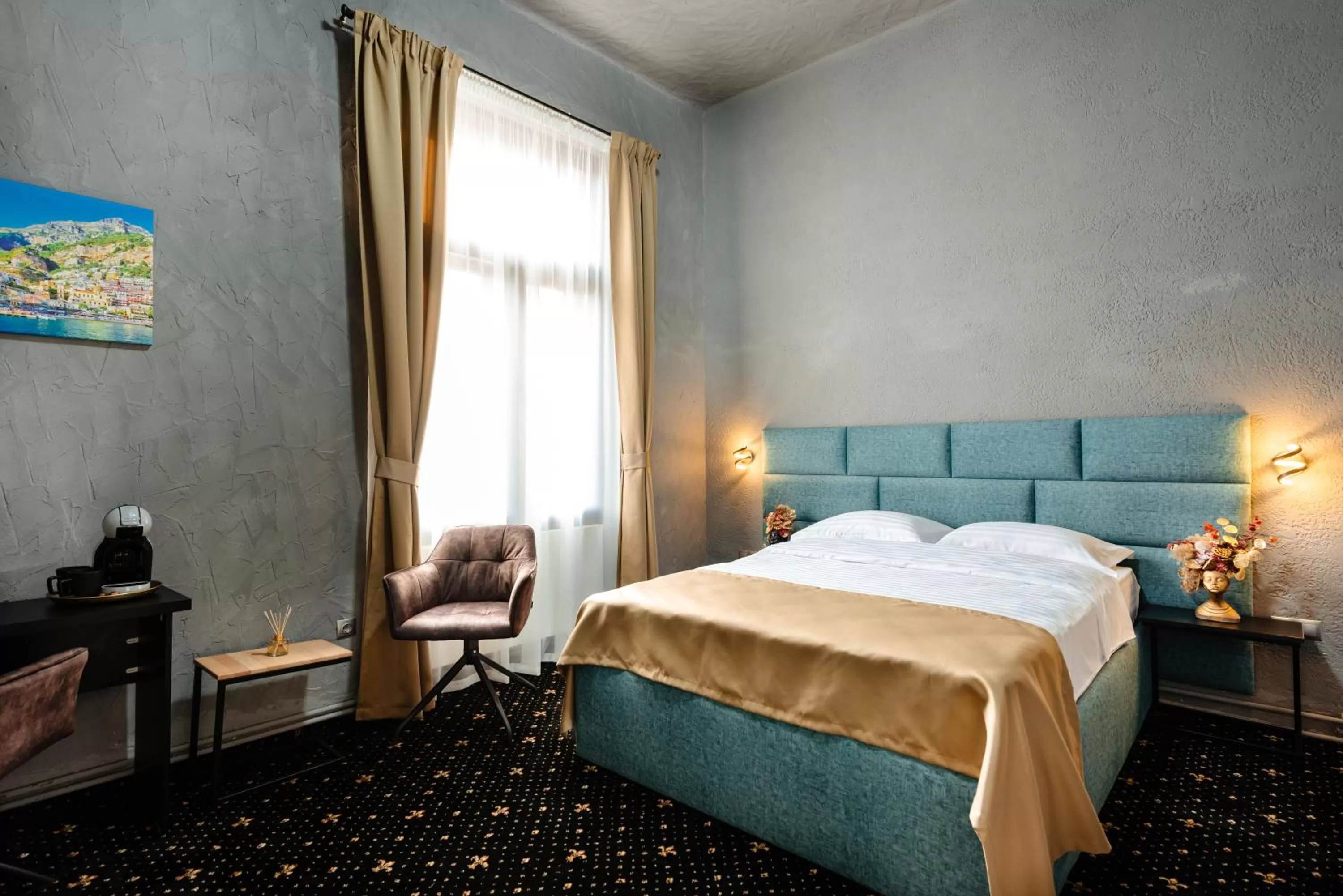 Photo of the whole room, Bed in Palace Bulevard Inn