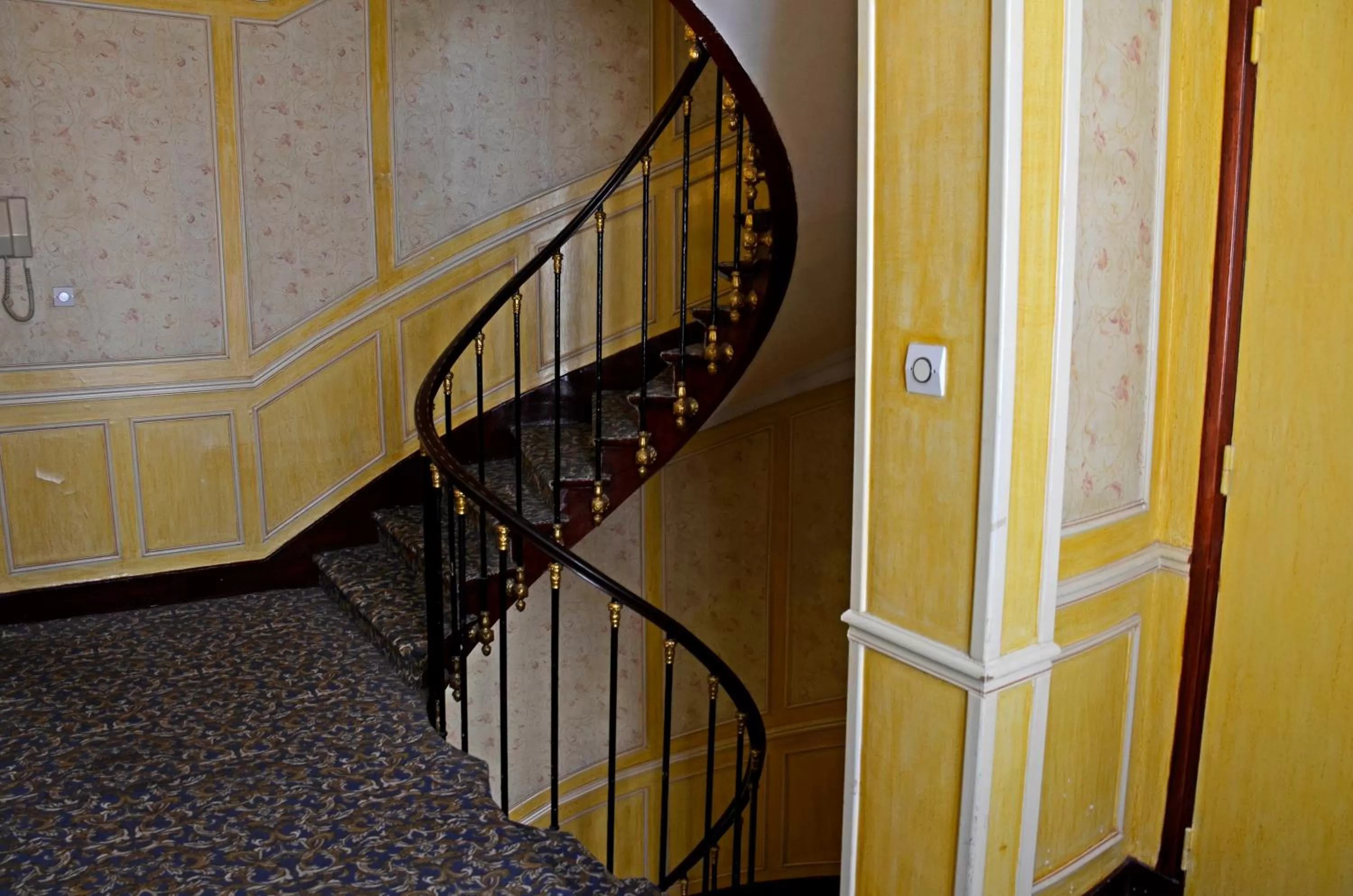 View (from property/room) in Hotel Havane Opera