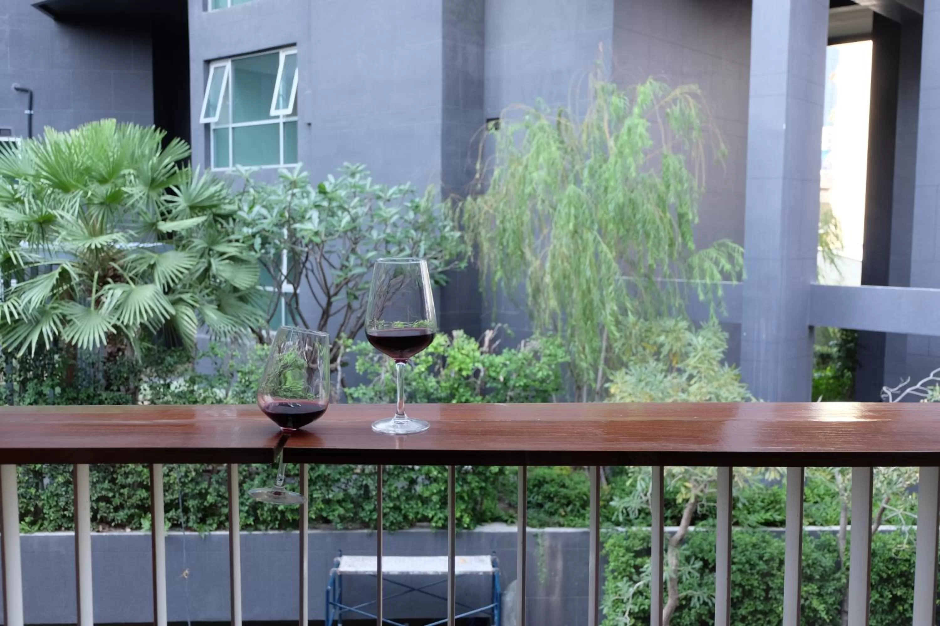 Haus Sathorn 21 Bed and Breakfast