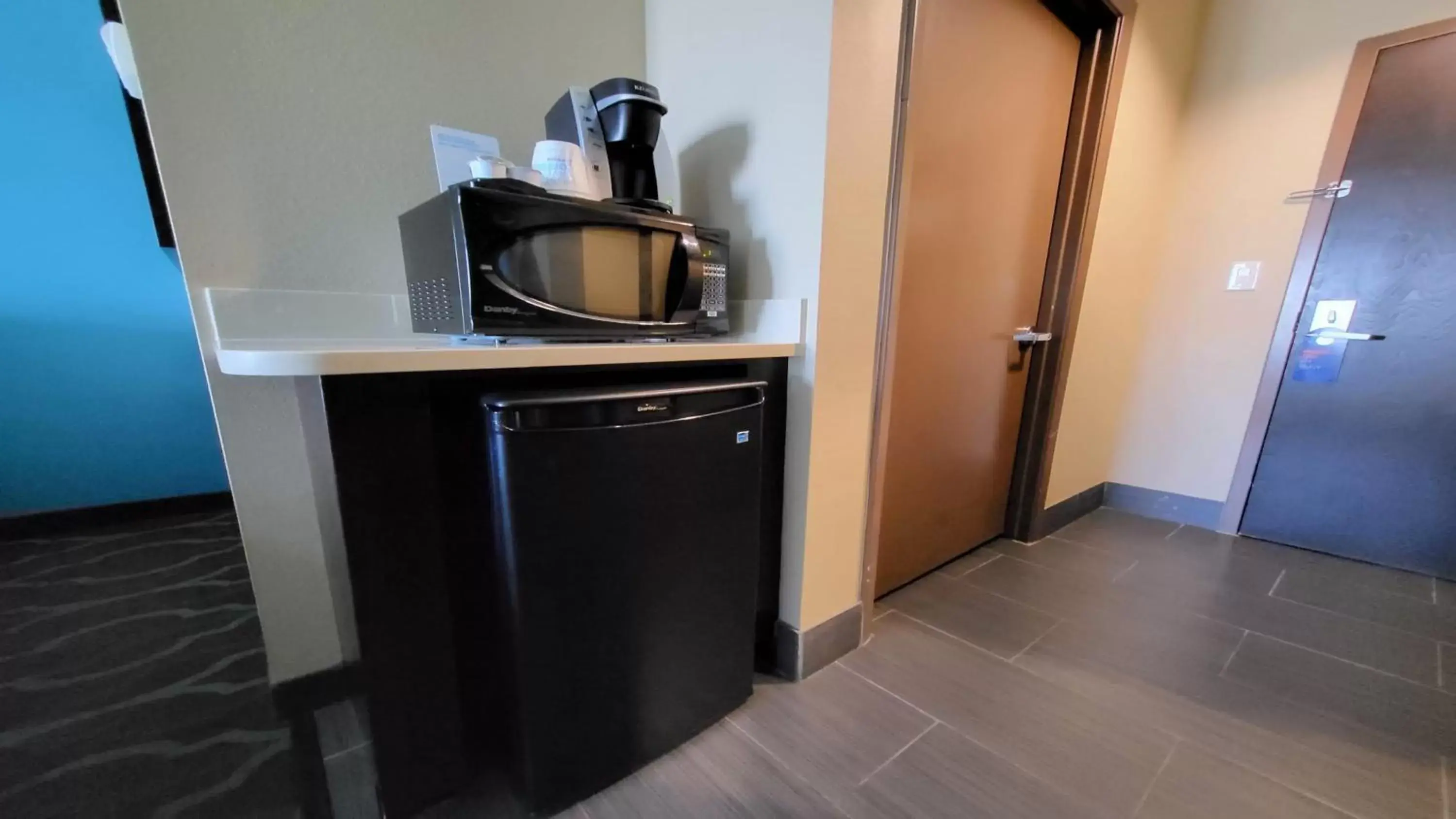 King Suite - Disability Access in Holiday Inn Express Hotels & Suites Cuero, an IHG Hotel King Suite - Disability Access in Holiday Inn Express Hotels & Suites Cuero, an IHG Hotel