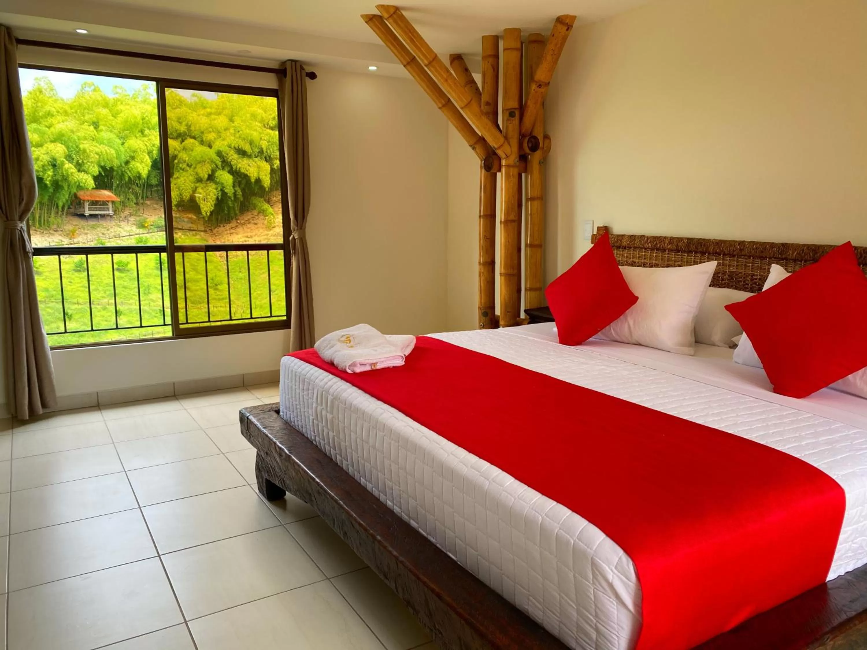 Bedroom, Bed in La Victoria Hotel Campestre