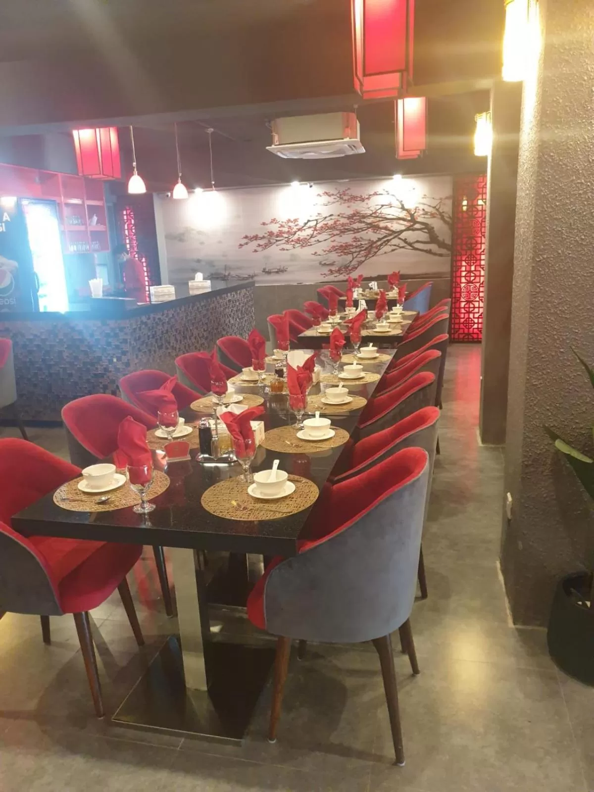 Restaurant/Places to Eat in SPACE Luxury Rental Suites