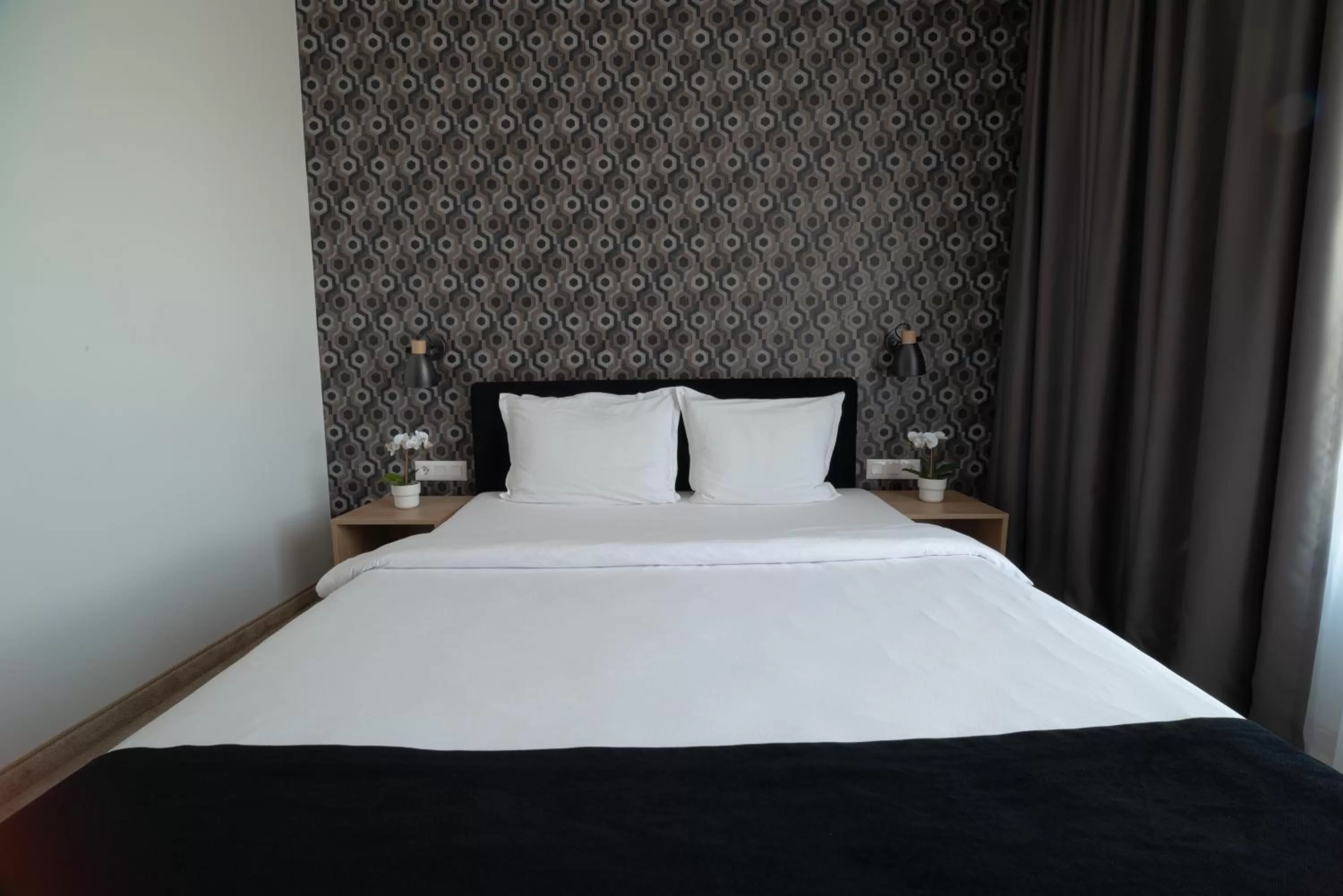 Bed in Vitosha Park Hotel - Free Indoor Pool & Parking