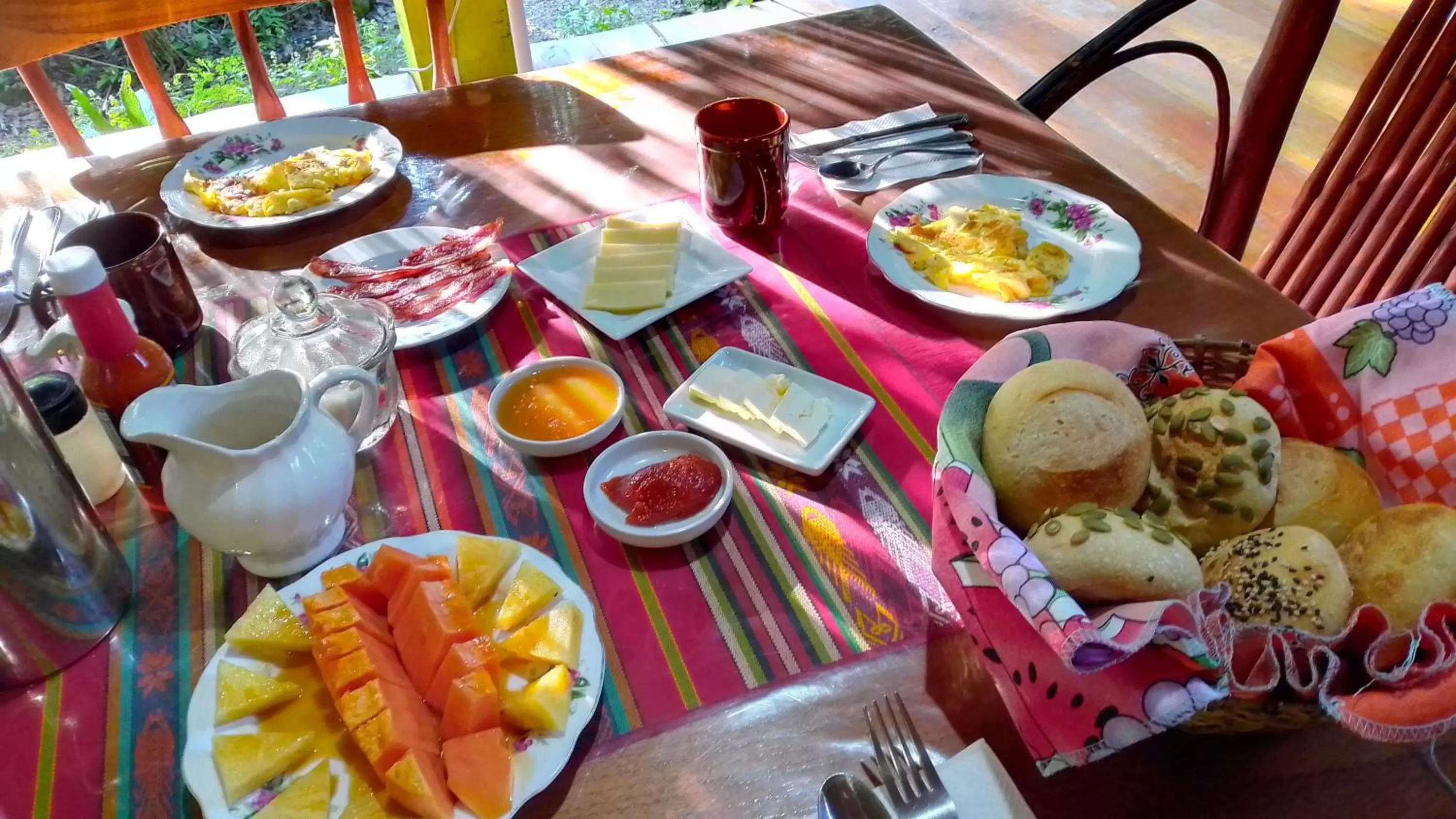 Food and drinks in Sun Creek Lodge