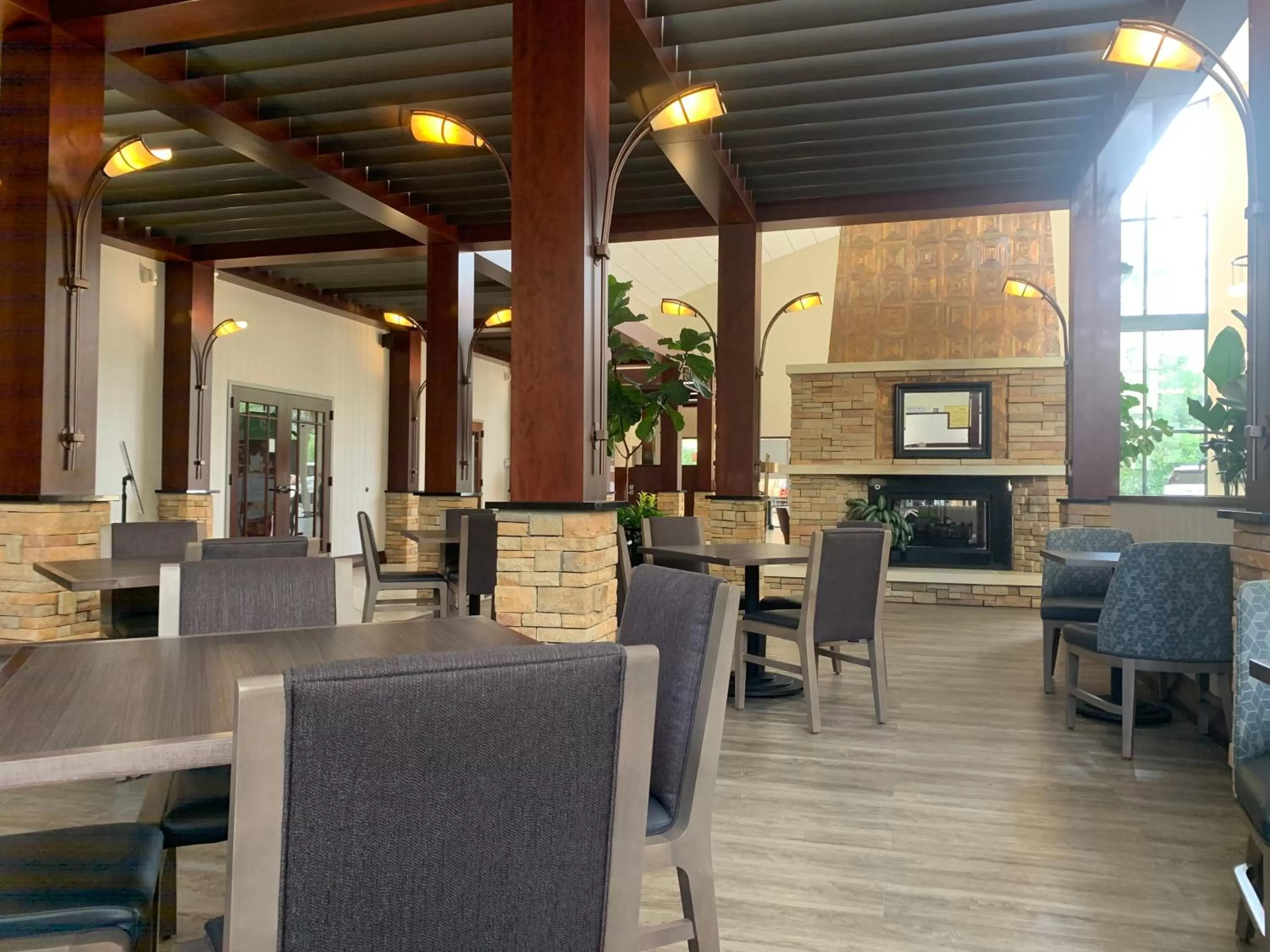 Restaurant/places to eat in Holiday Inn Asheville - Biltmore West by IHG