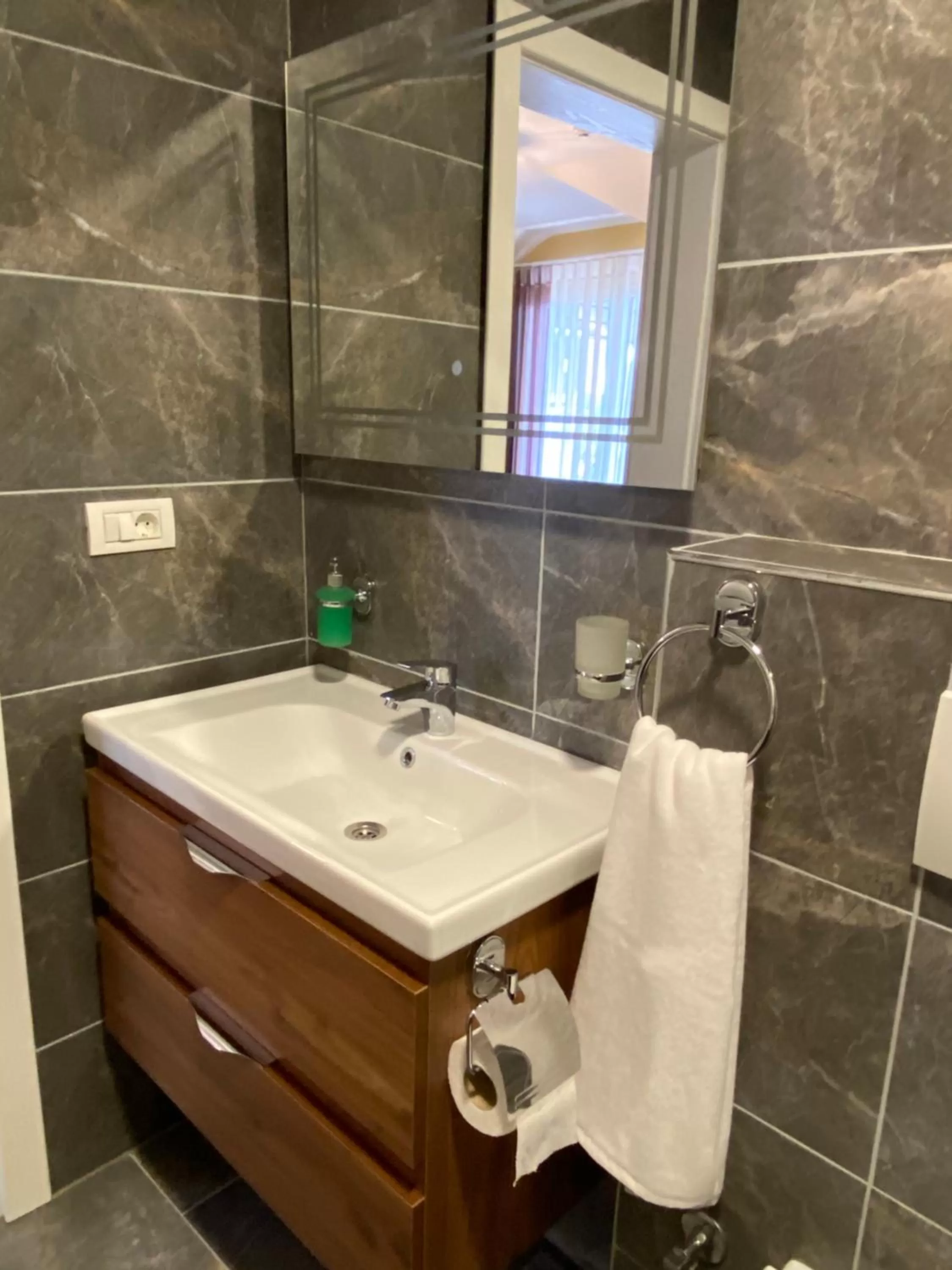 Bathroom in Hotel Kolonja's