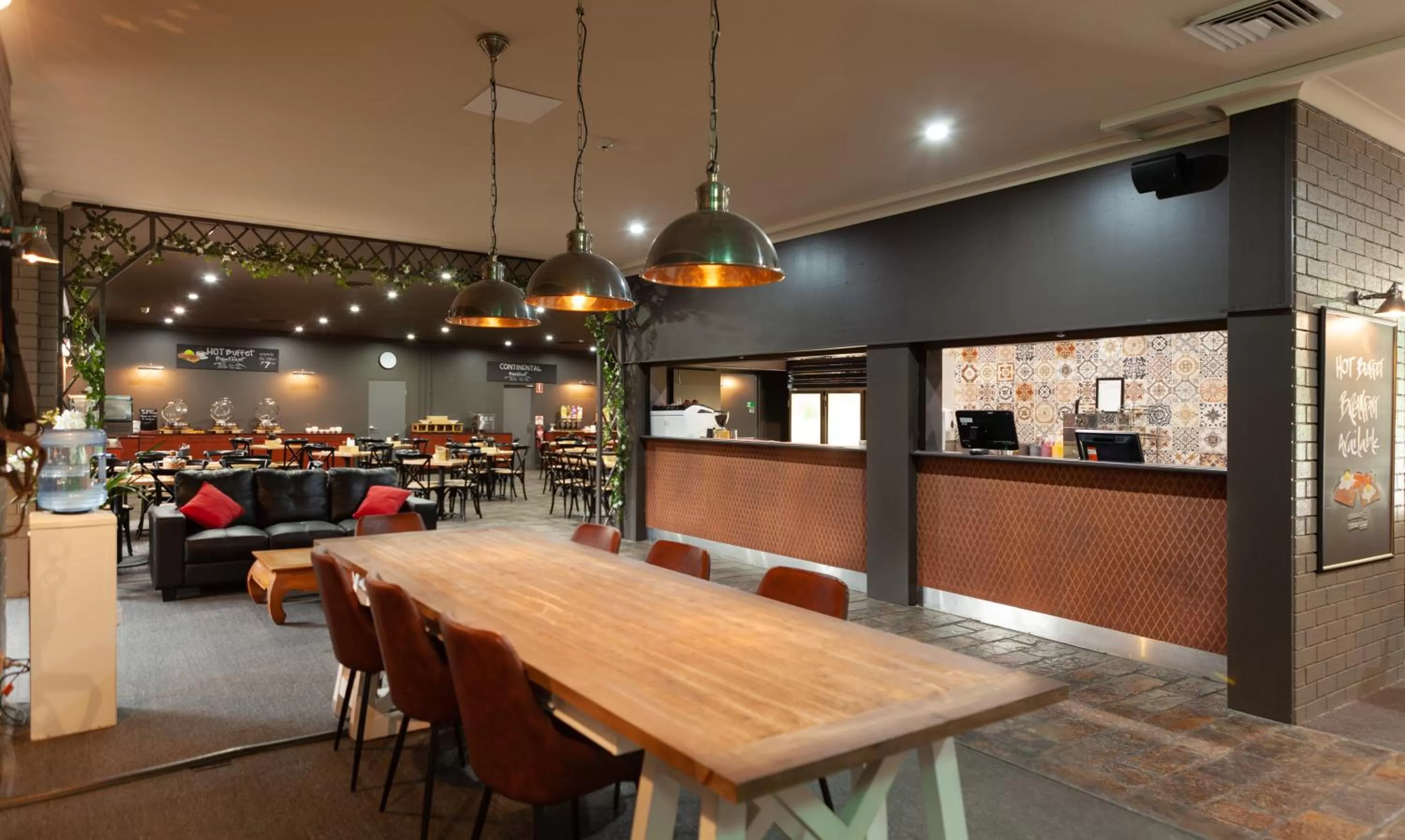 Restaurant/places to eat in Nightcap at Archer Hotel