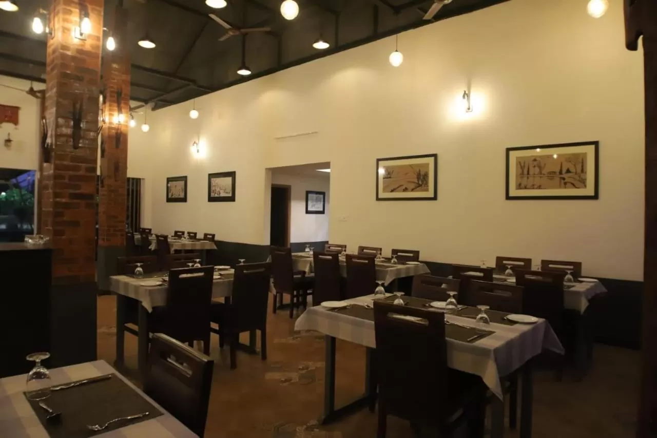 Restaurant/places to eat in Green Planet Resort