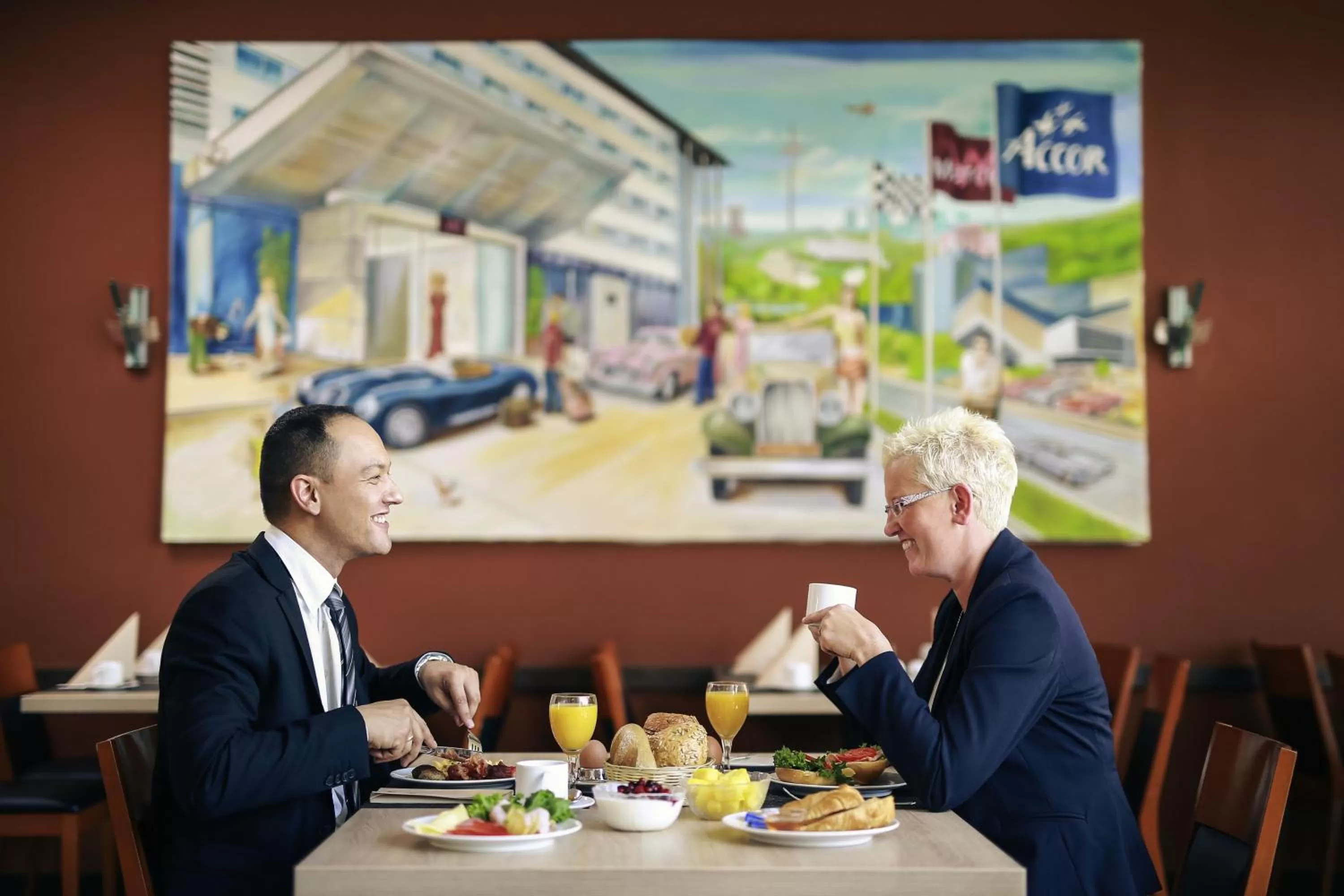 Restaurant/places to eat in Mercure Hotel Plaza Essen