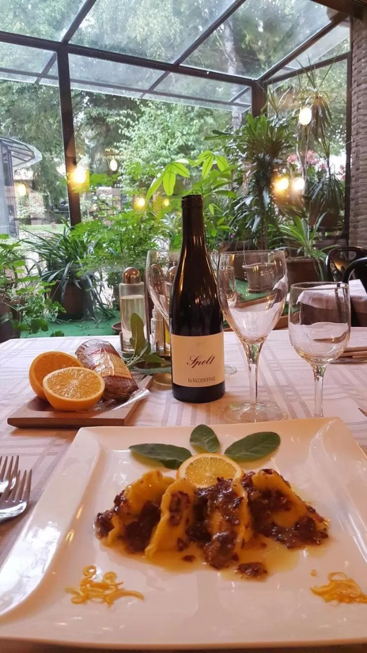 Food and drinks in LH Albergo il Picchio