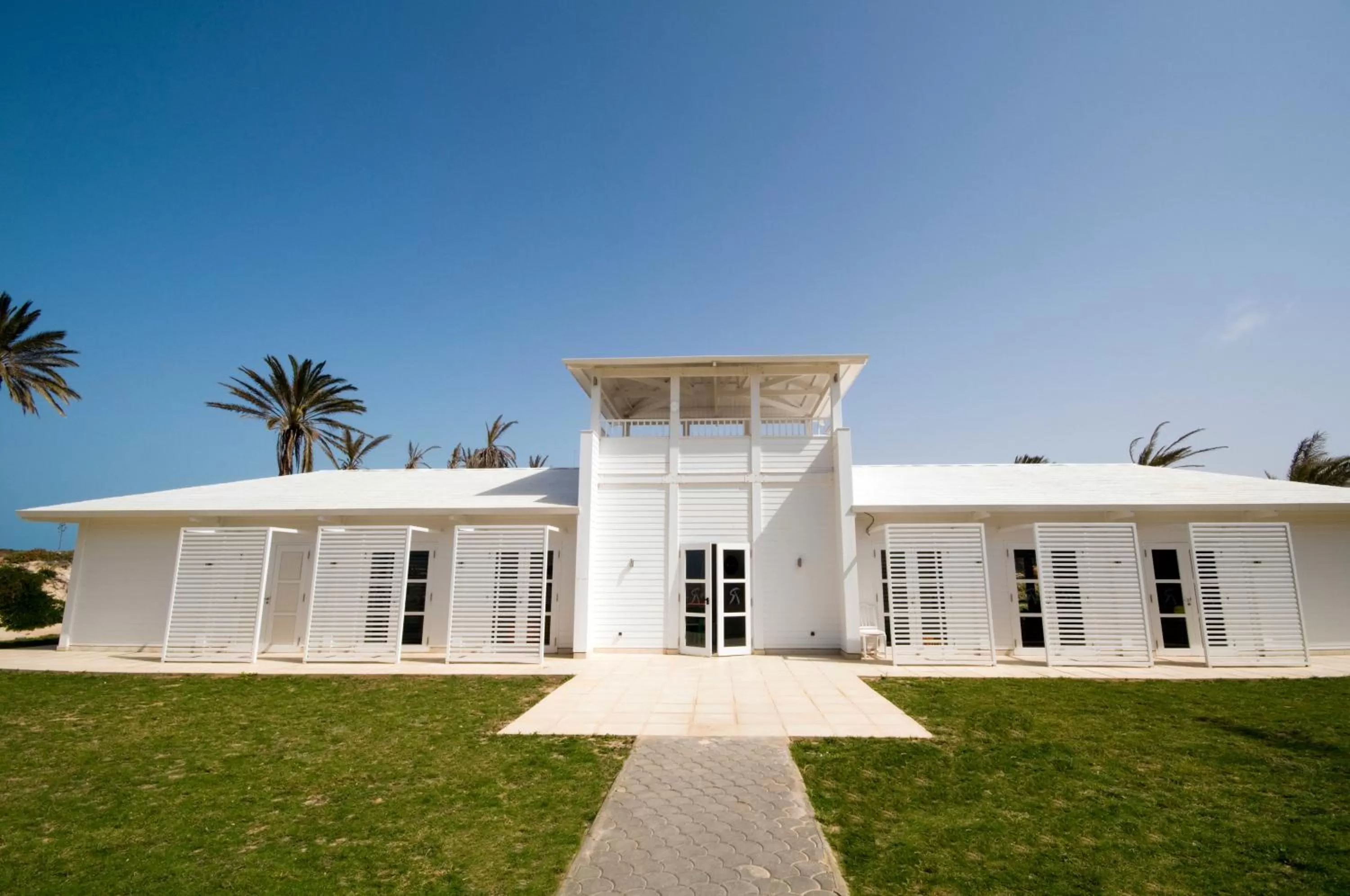 Facade/entrance in Radisson Blu Palace Resort & Thalasso, Djerba