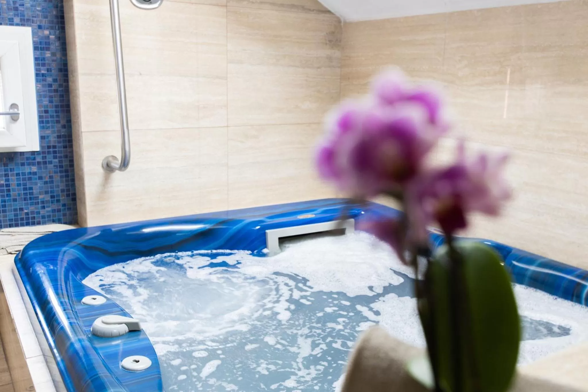 Hot Tub in Eurohotel