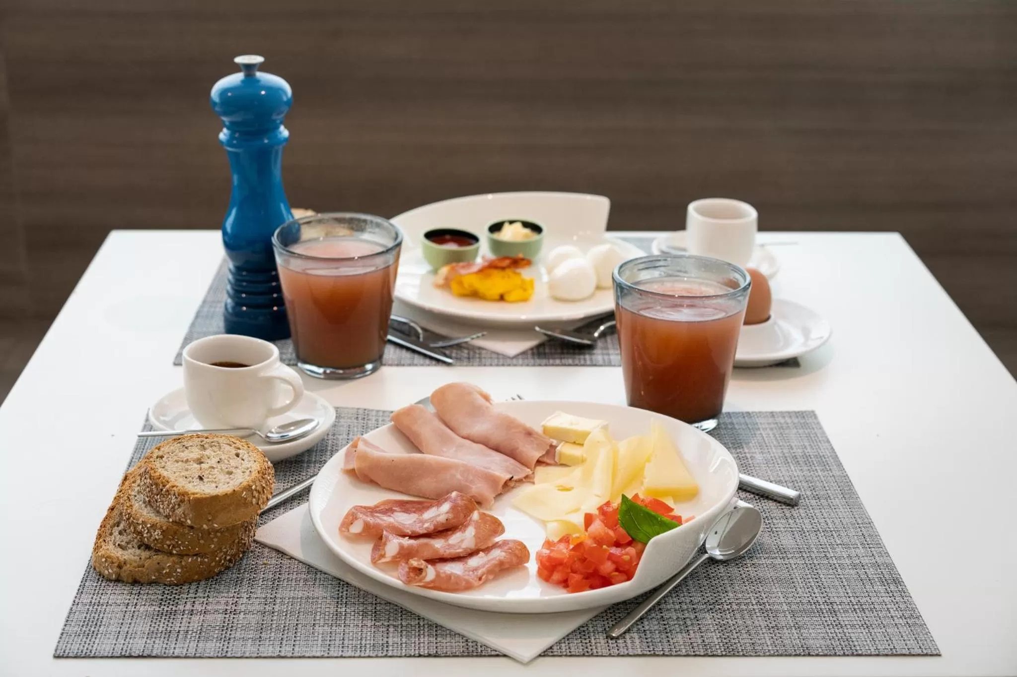 Buffet breakfast in Hotel Glance In Florence