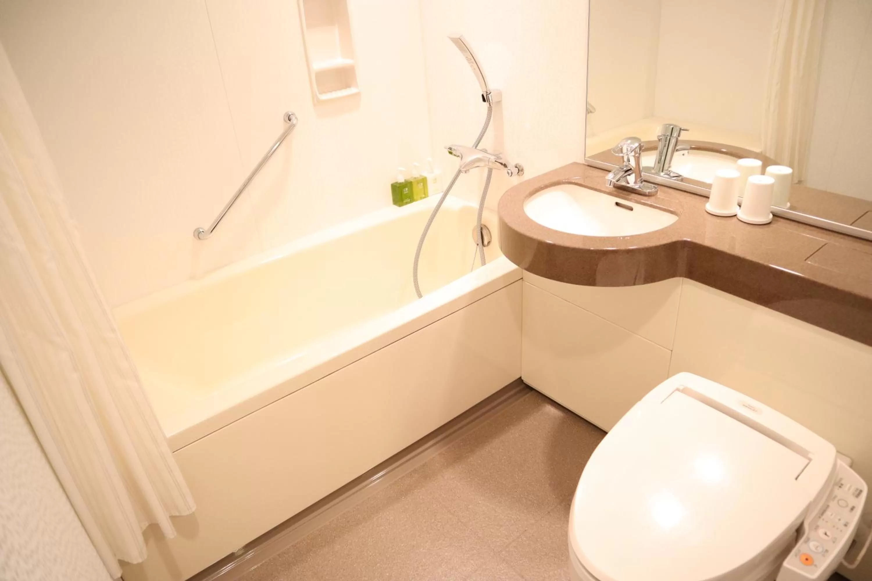 Shower in Hotel Associa Shizuoka