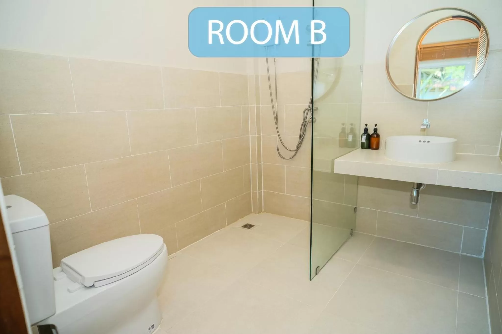 Toilet in Siam Beach Resort Koh Kood