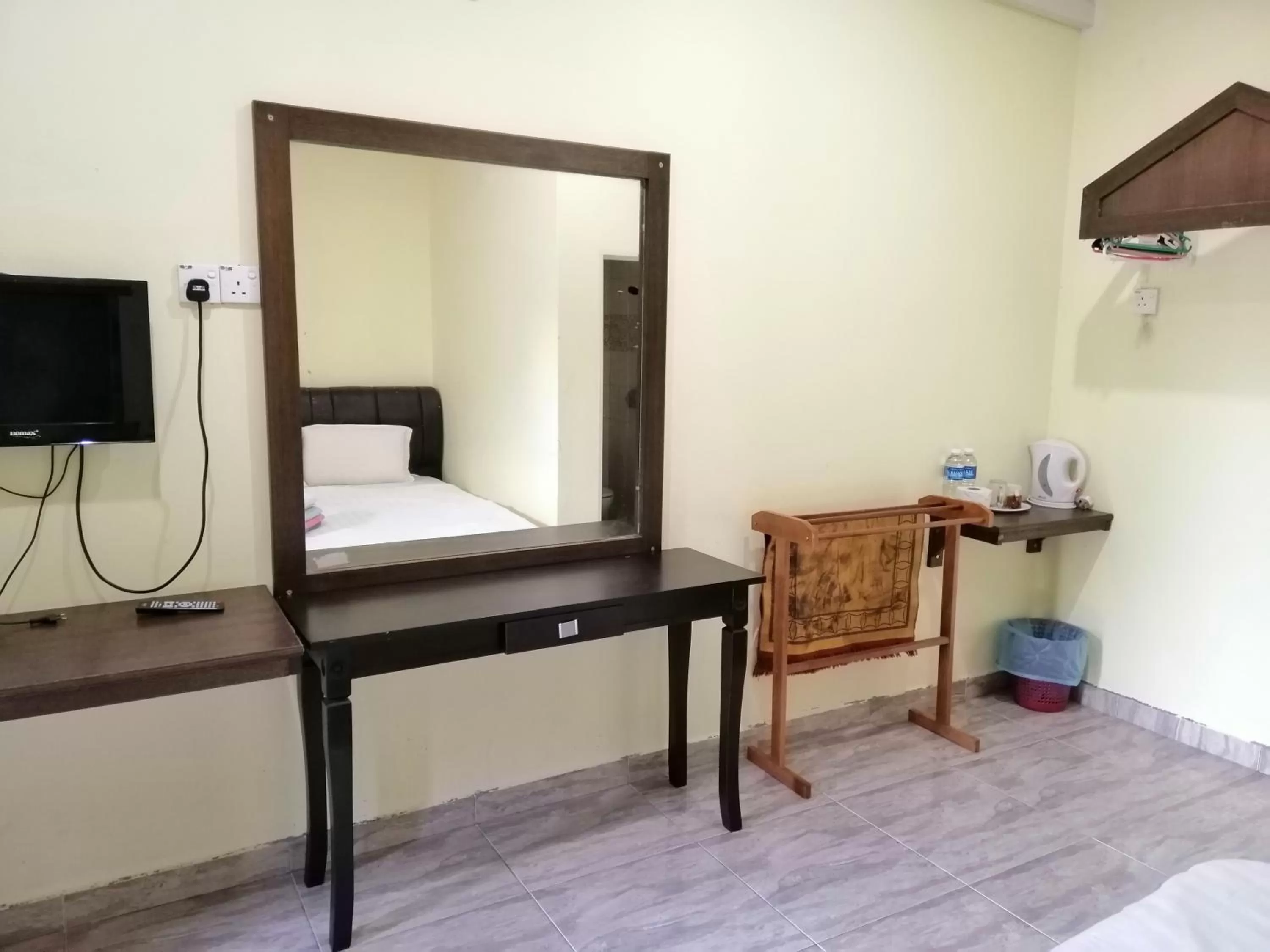 Superior Family Room (4 Adults) in Motel Seri Mutiara