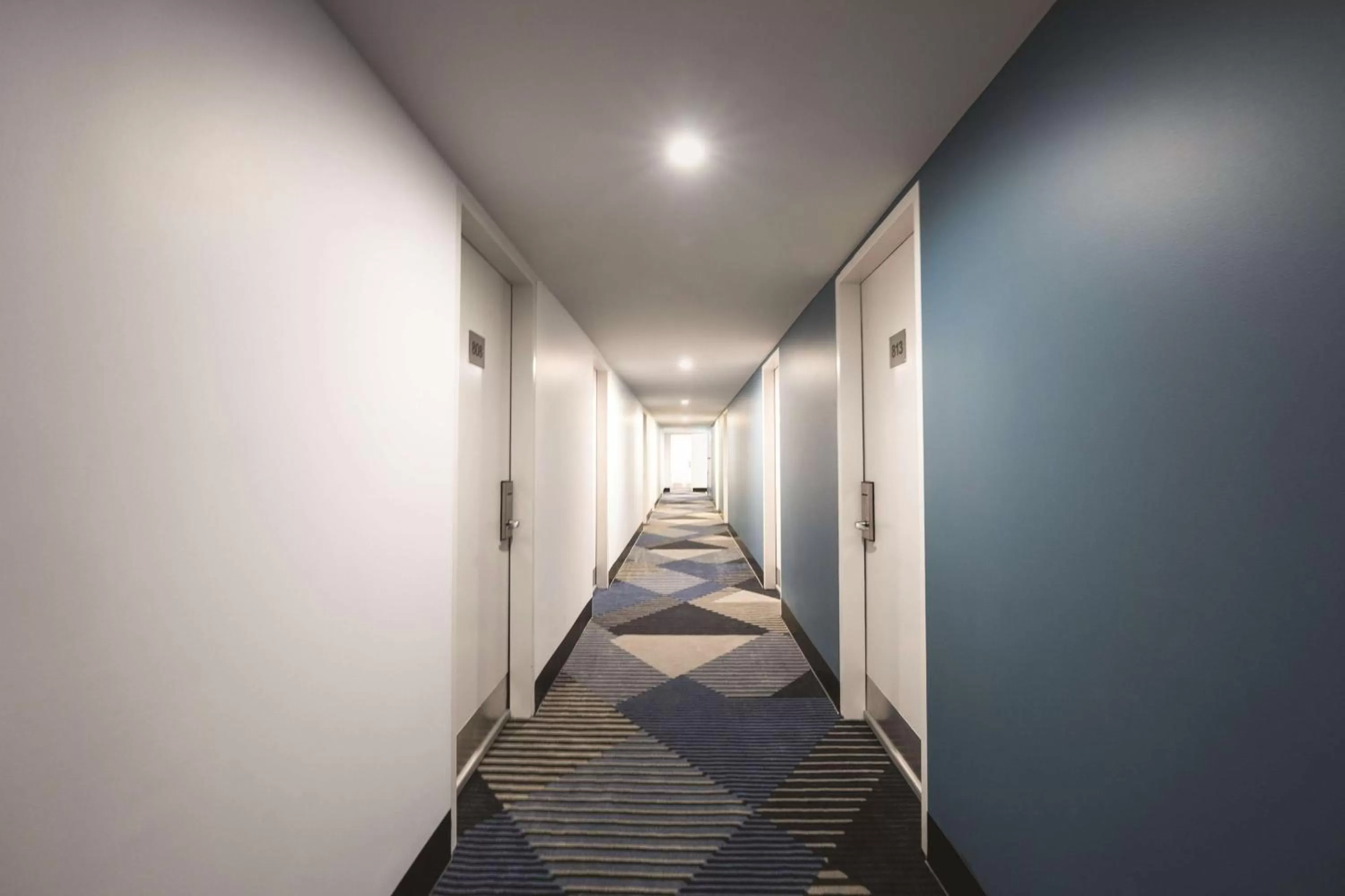 Bedroom in Travelodge Hotel Hobart