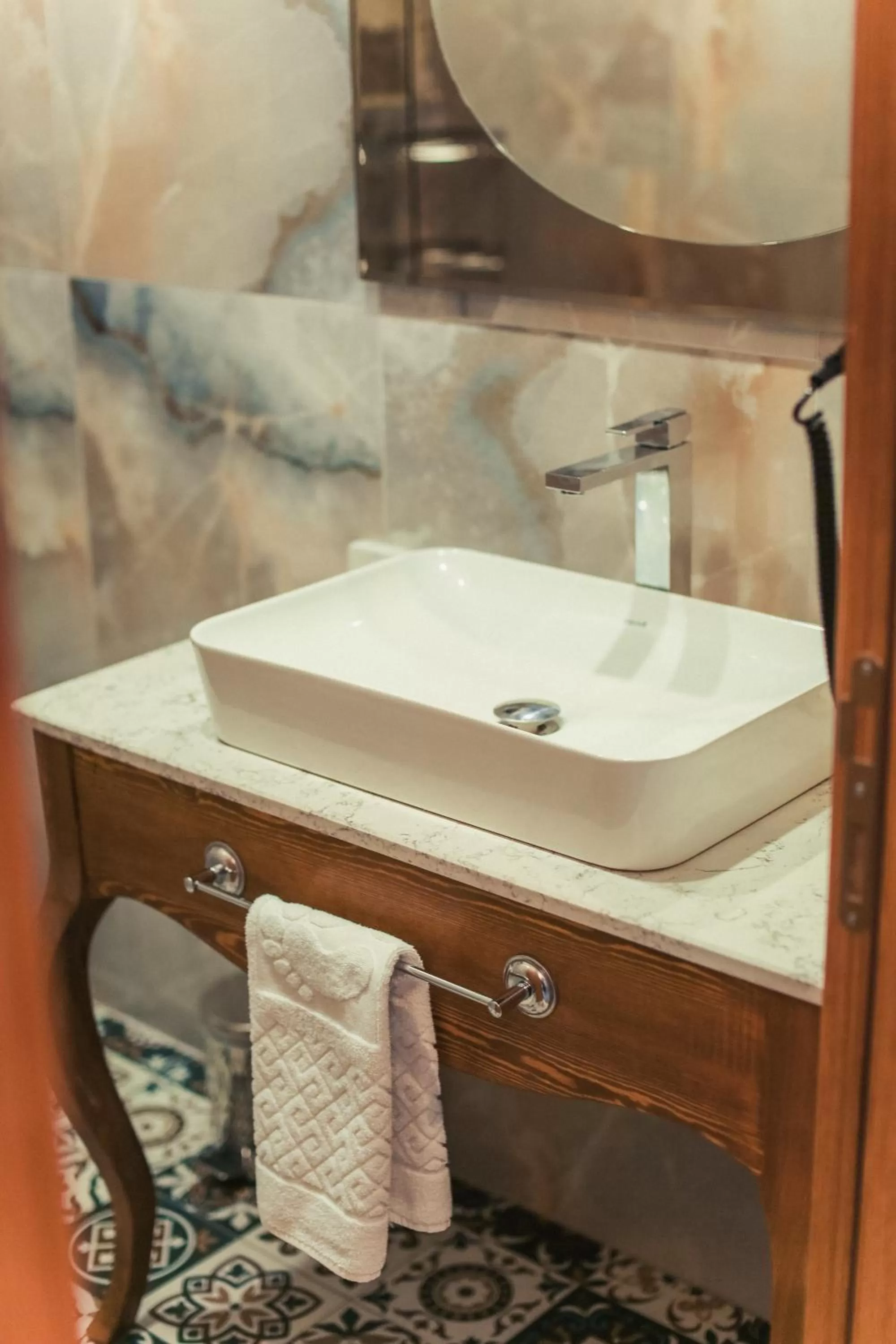 Toilet in TS Park Hotel