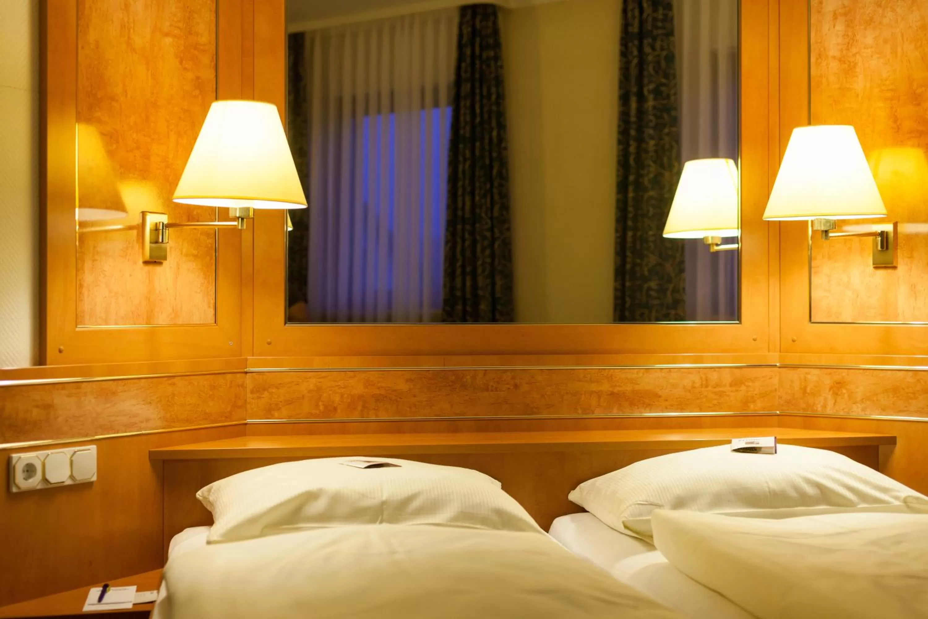 Bed in Hotel-Restaurant Zur Krone