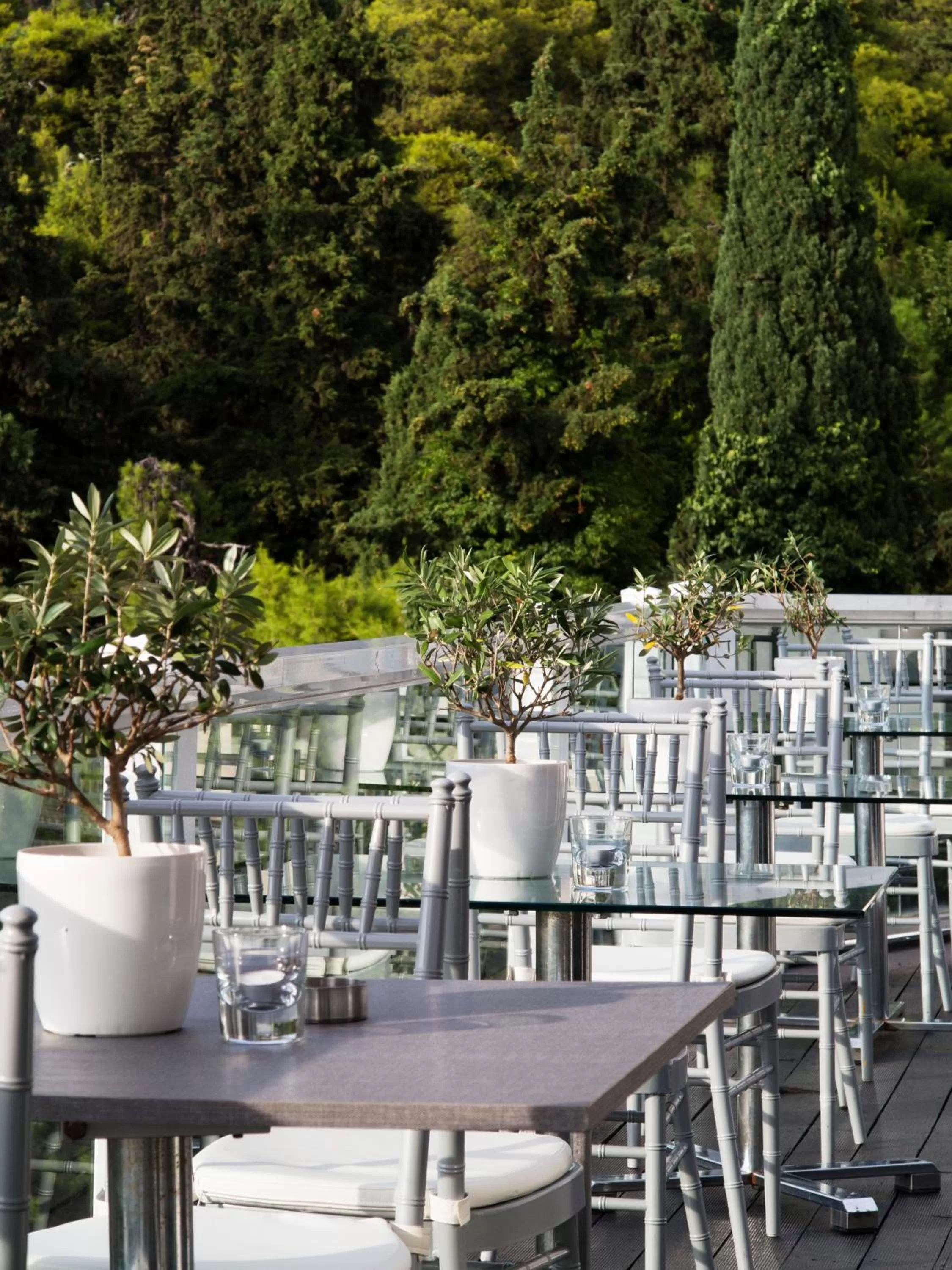 Restaurant/places to eat in St George Lycabettus Lifestyle Hotel