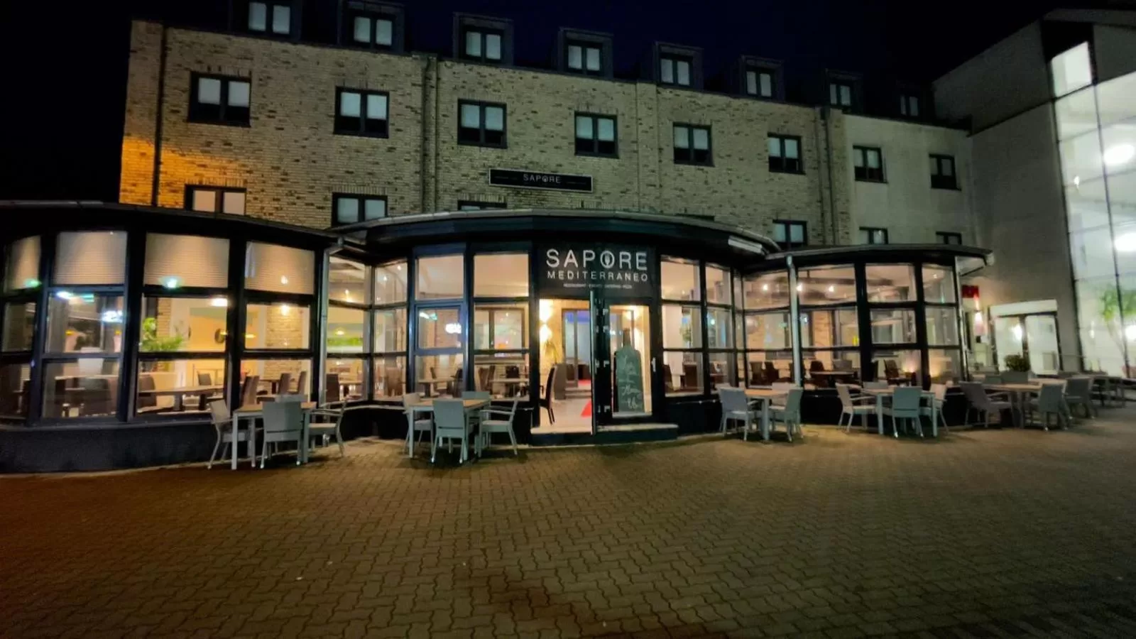 Restaurant/places to eat in Hotel Quickborn & Gästehaus Hesse