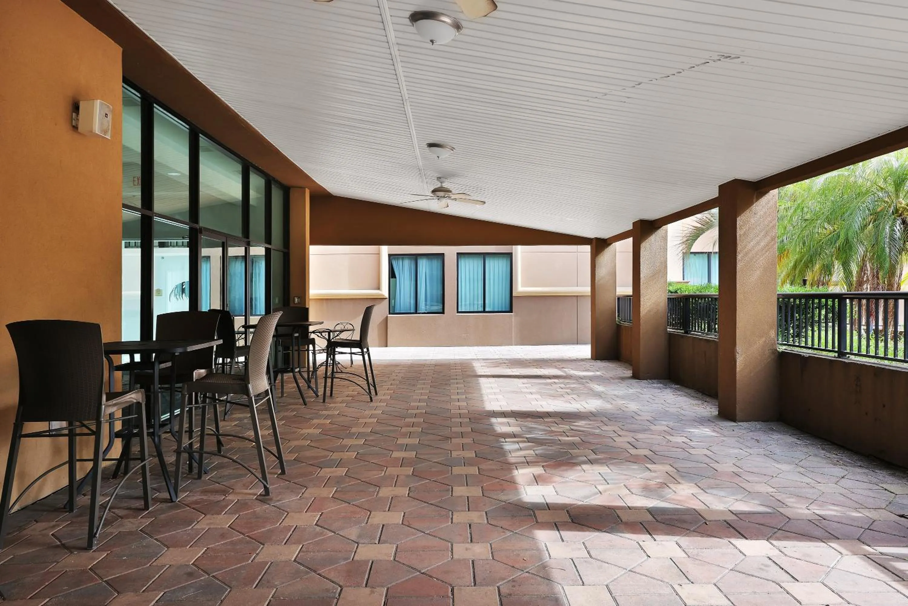 Balcony/Terrace in Ramada by Wyndham Jacksonville I-95 by Butler Blvd