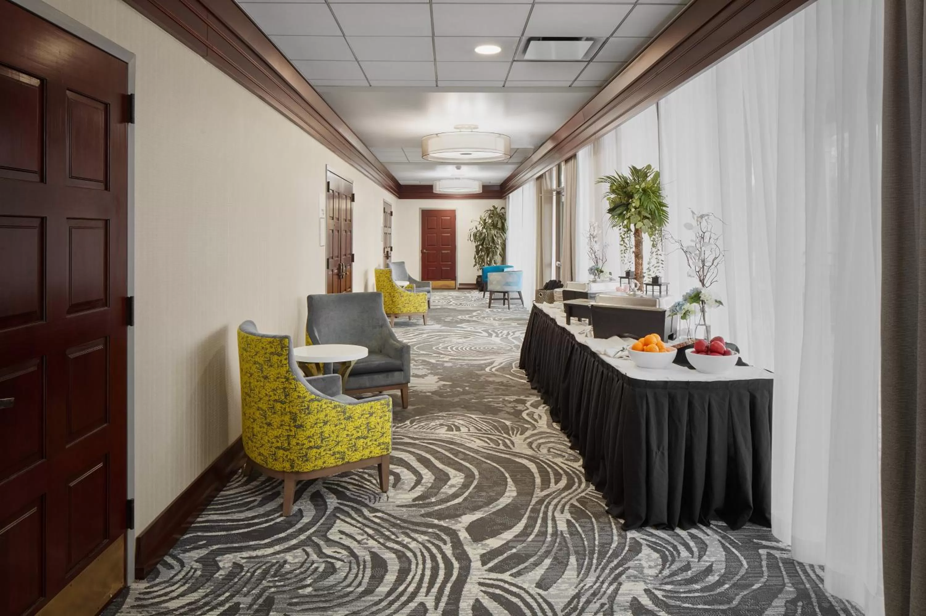 Meeting/conference room in Holiday Inn Asheville - Biltmore West by IHG