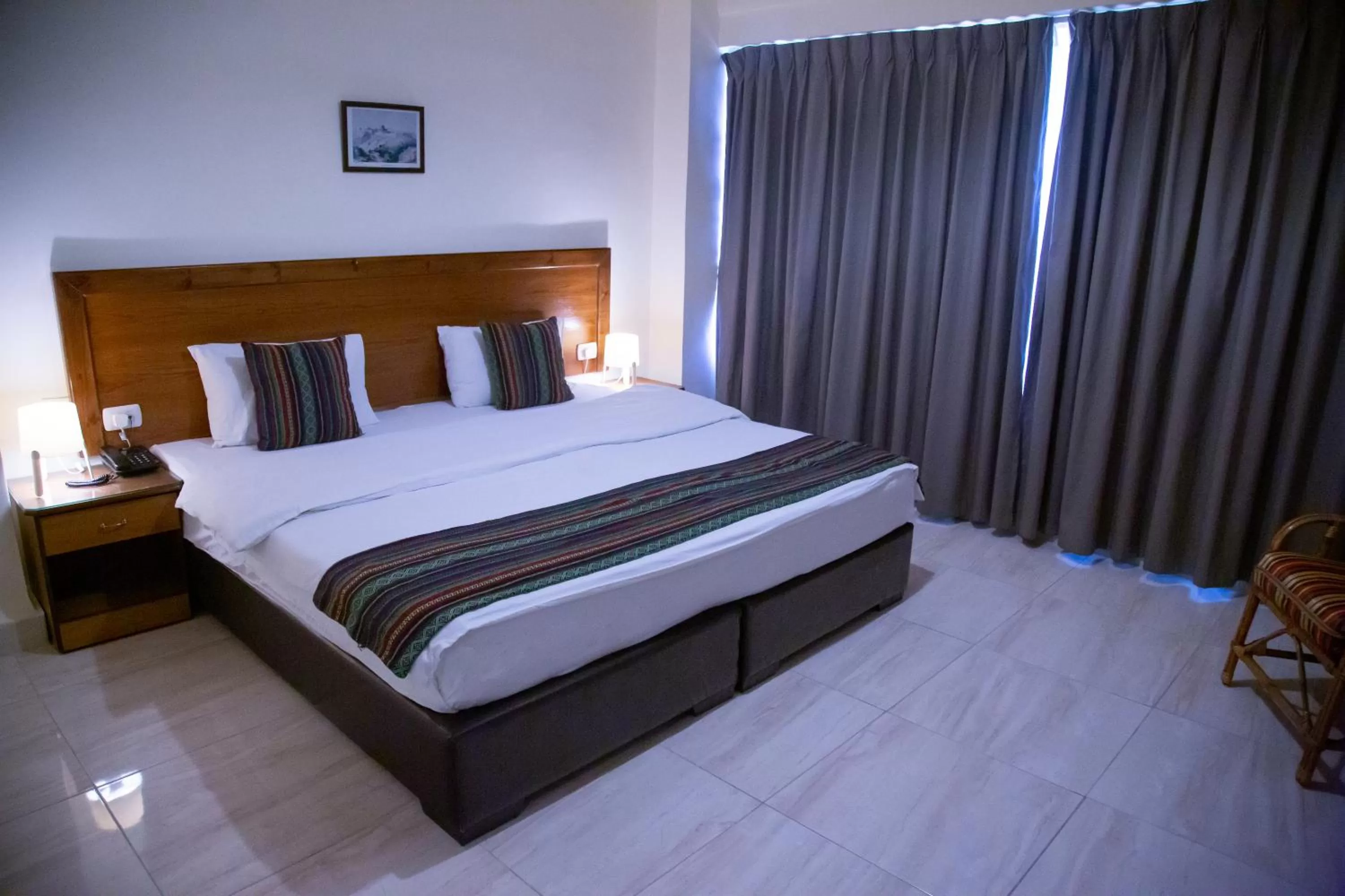 Bedroom, Bed in Antika Amman Hotel