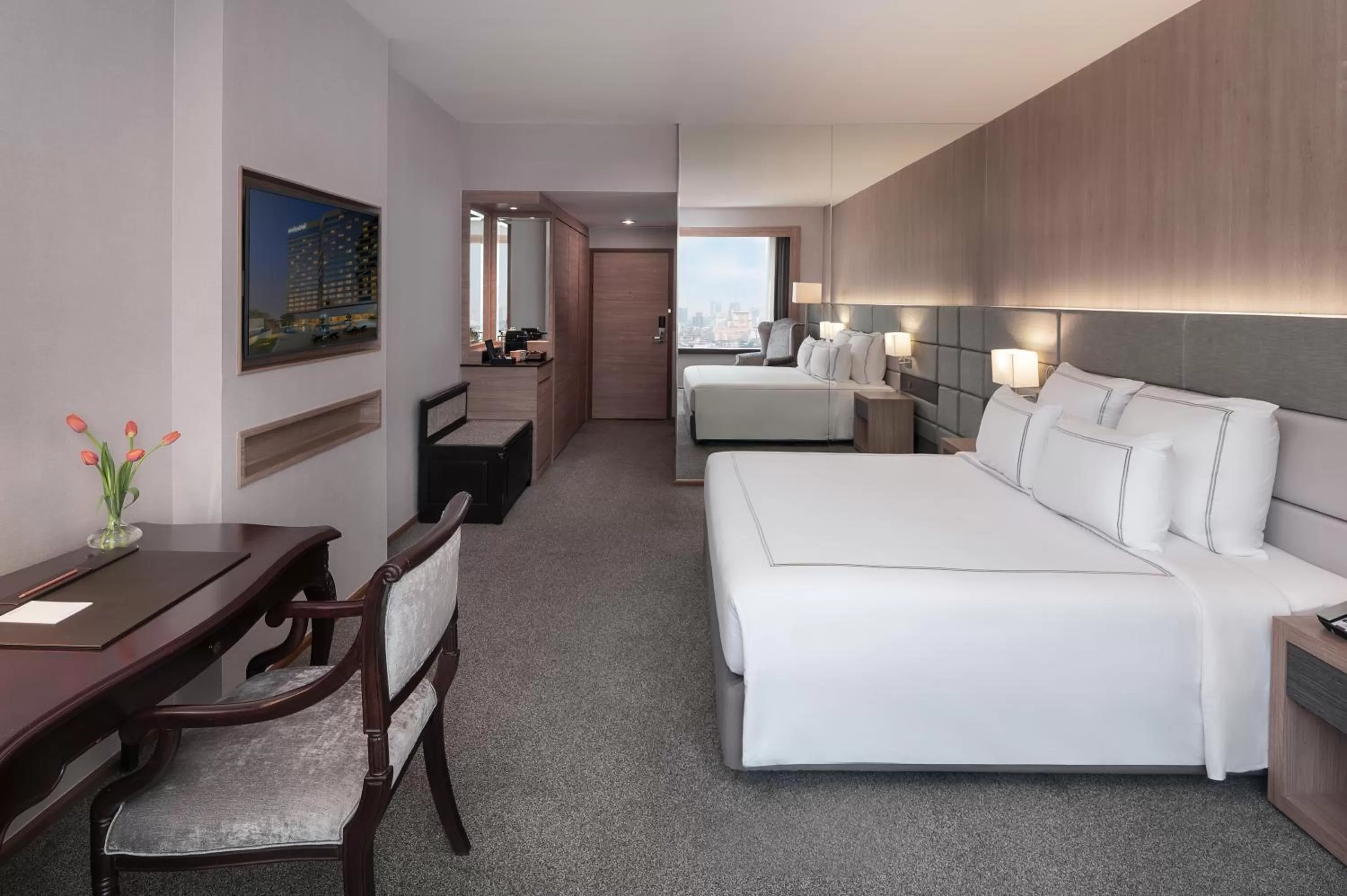 Bed in Swissotel Bangkok Ratchada