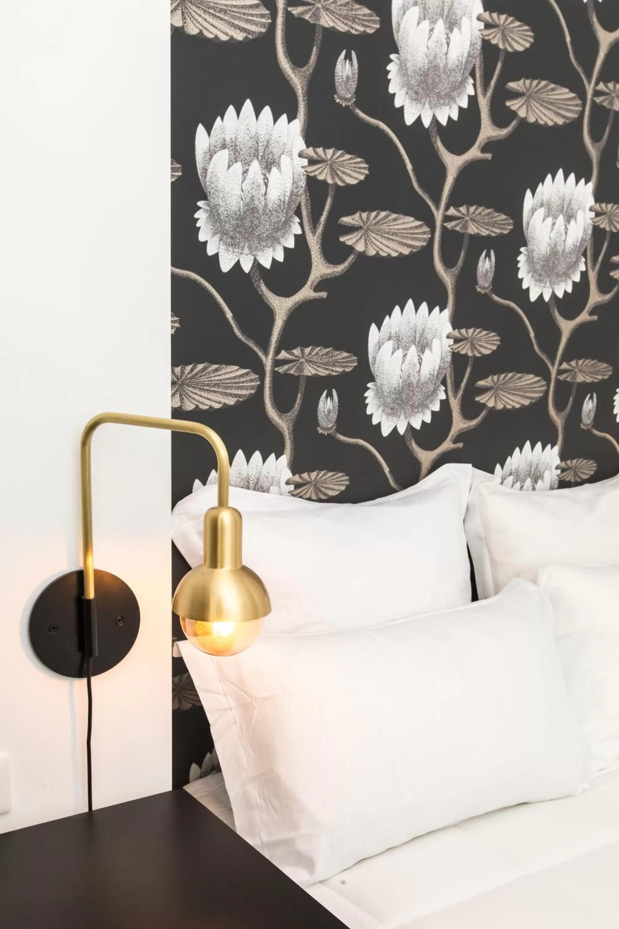 Photo of the whole room, Bed in Arome Hôtel