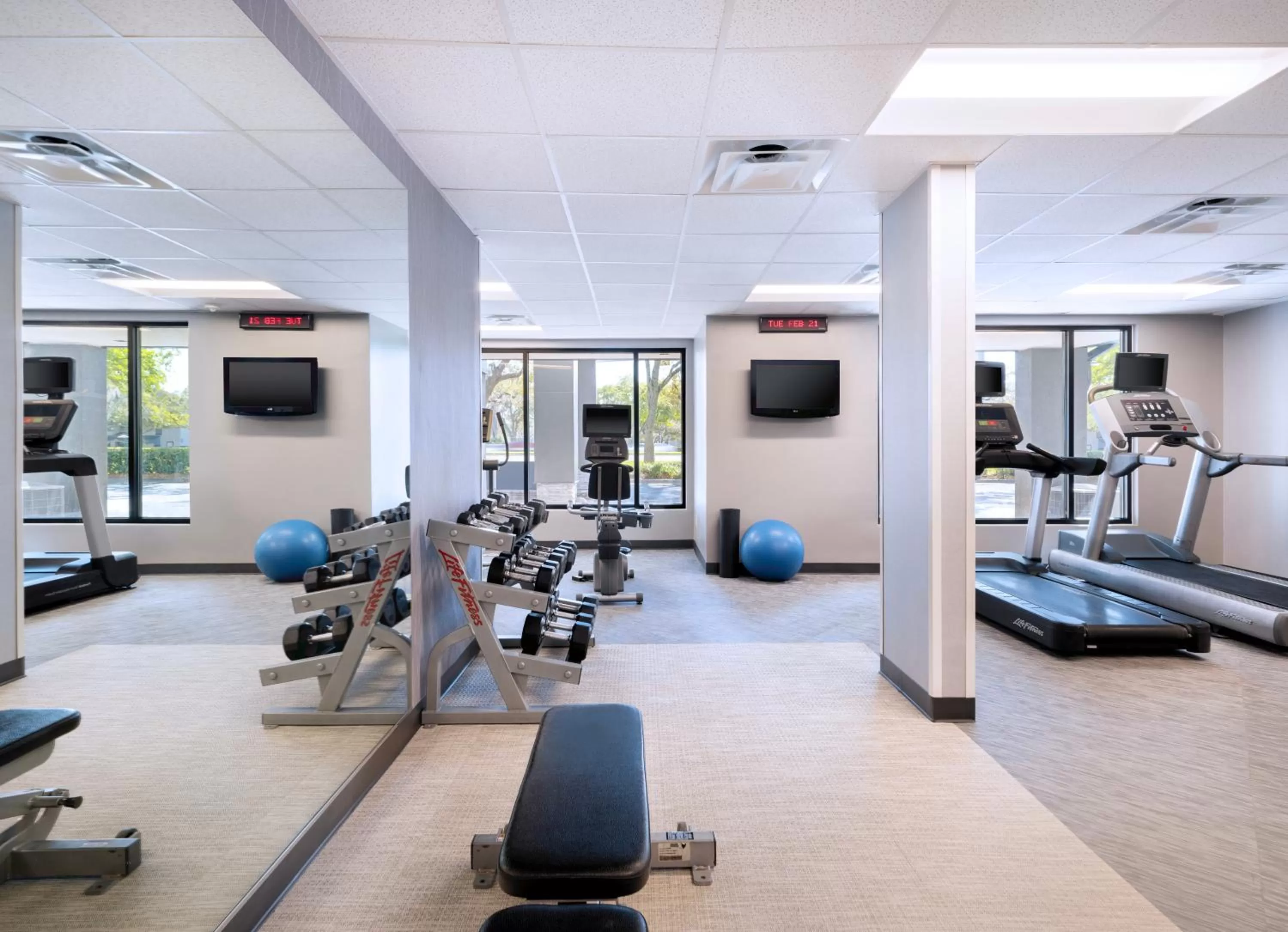 Fitness centre/facilities in Courtyard Tampa North / I-75 Fletcher