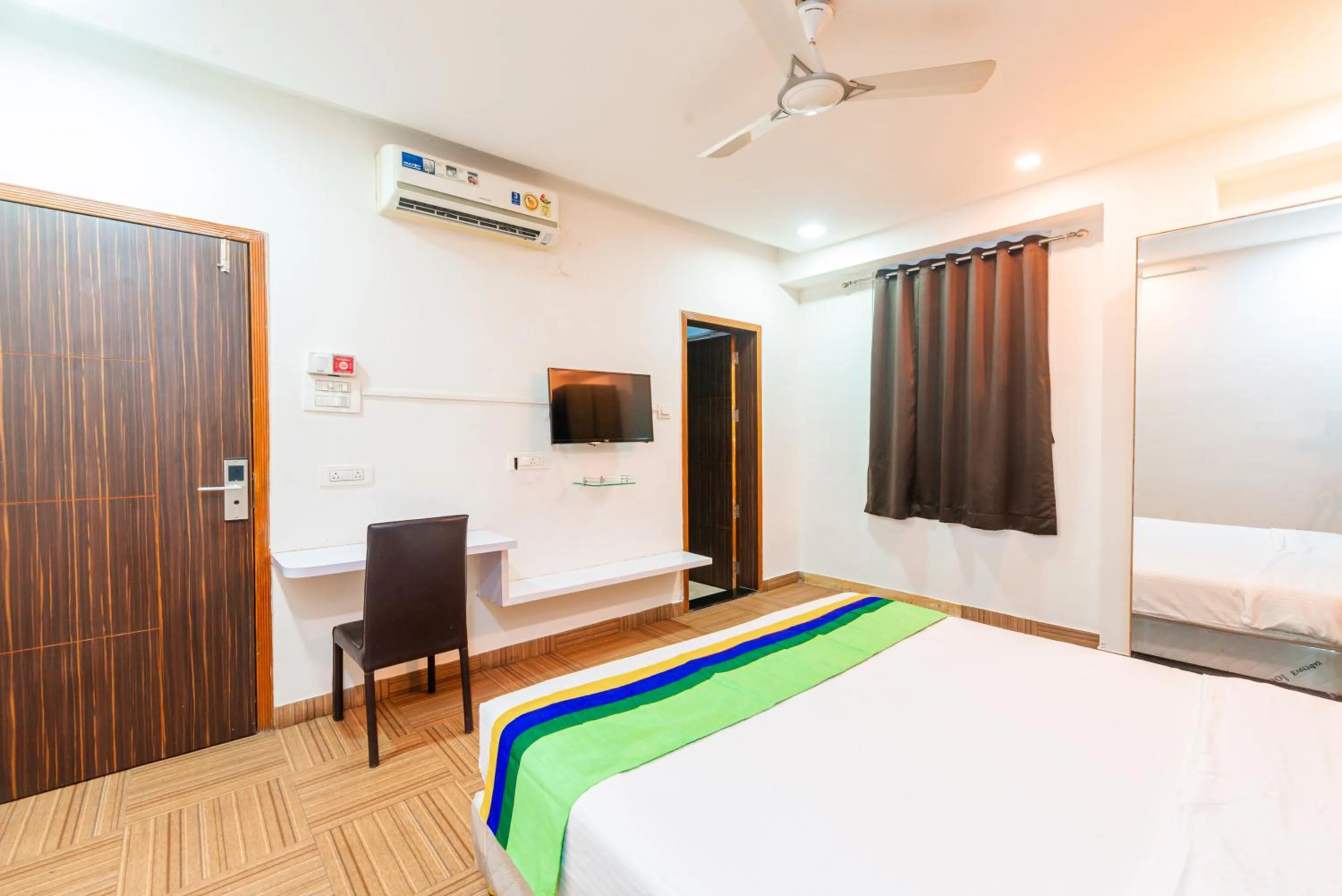 Bedroom in Treebo Trend Spring Brooks - Koregaon Park