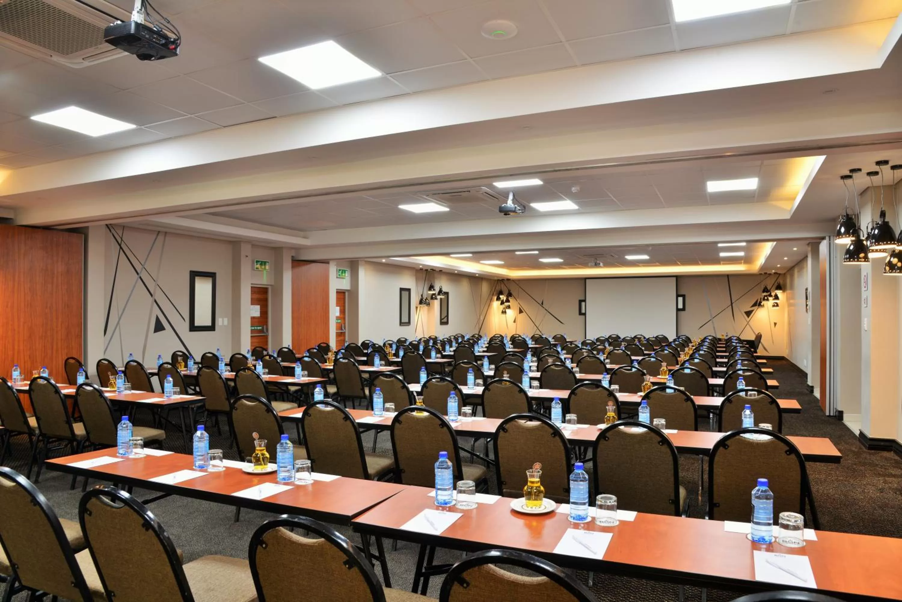 Business facilities in BON Hotel Empangeni