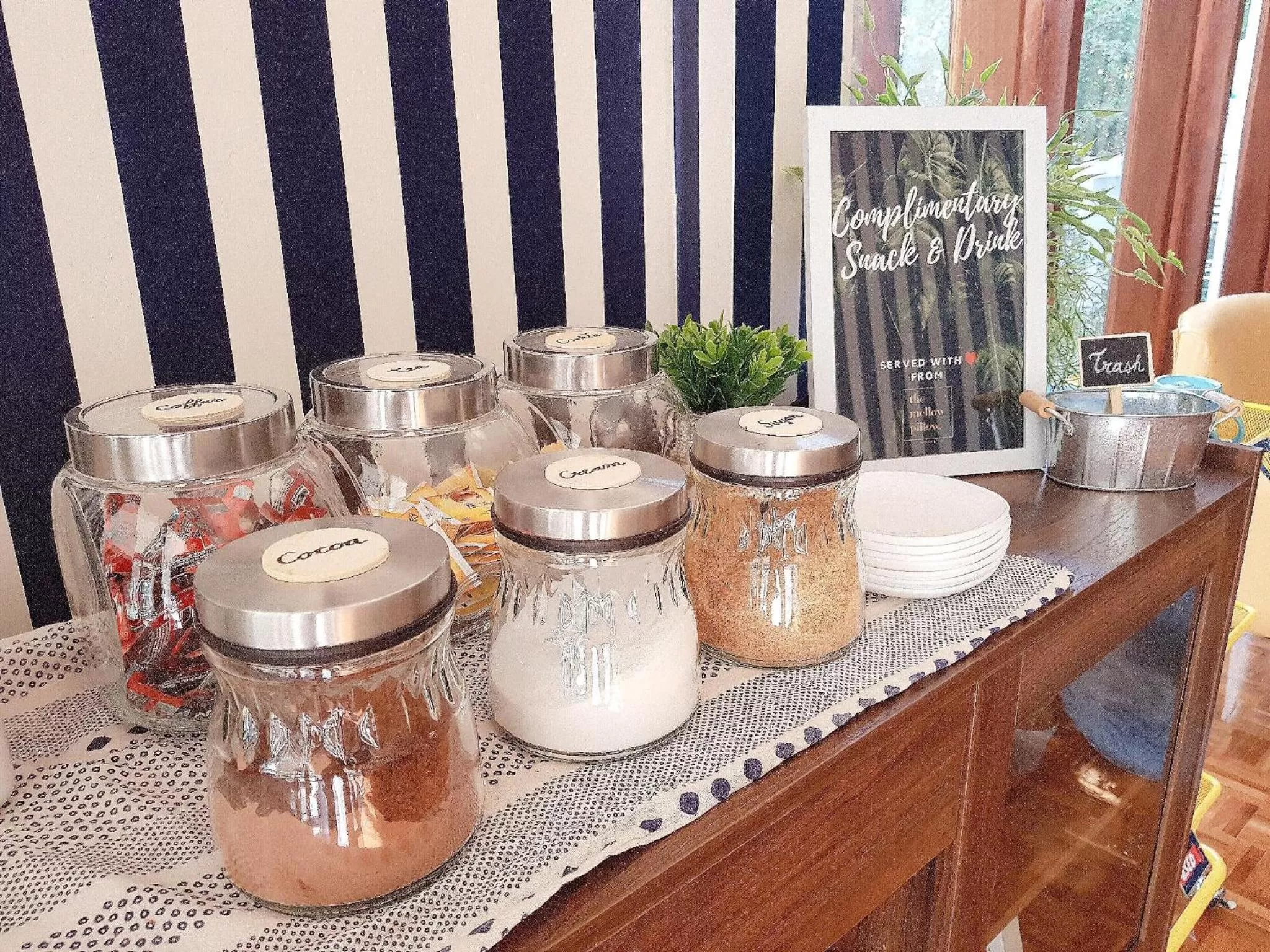 Restaurant/places to eat in The Mellow Pillow Hotel @ Chiang Mai Gate