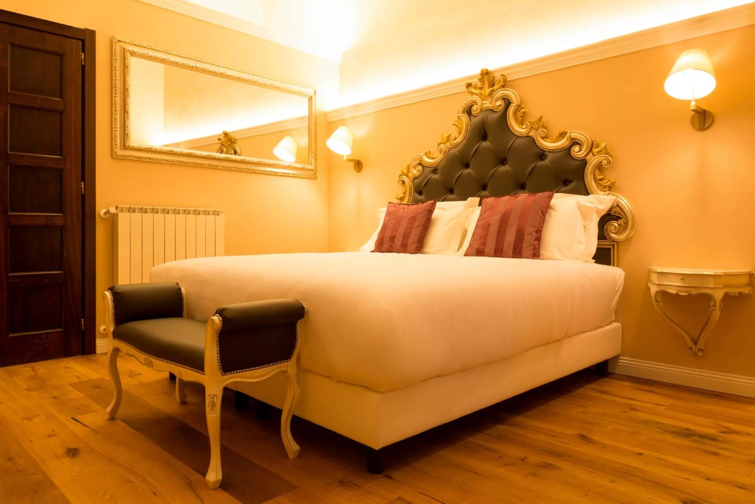 Photo of the whole room, Bed in Art Hotel Villa Agape - Place of Charme